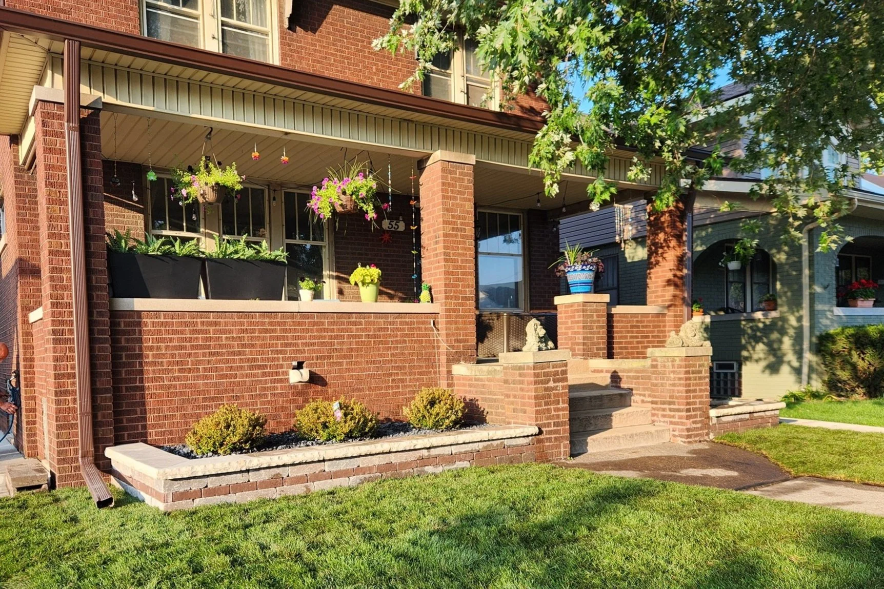 RETAINING WALL AND LANDSCAPING INSTALL.jpg