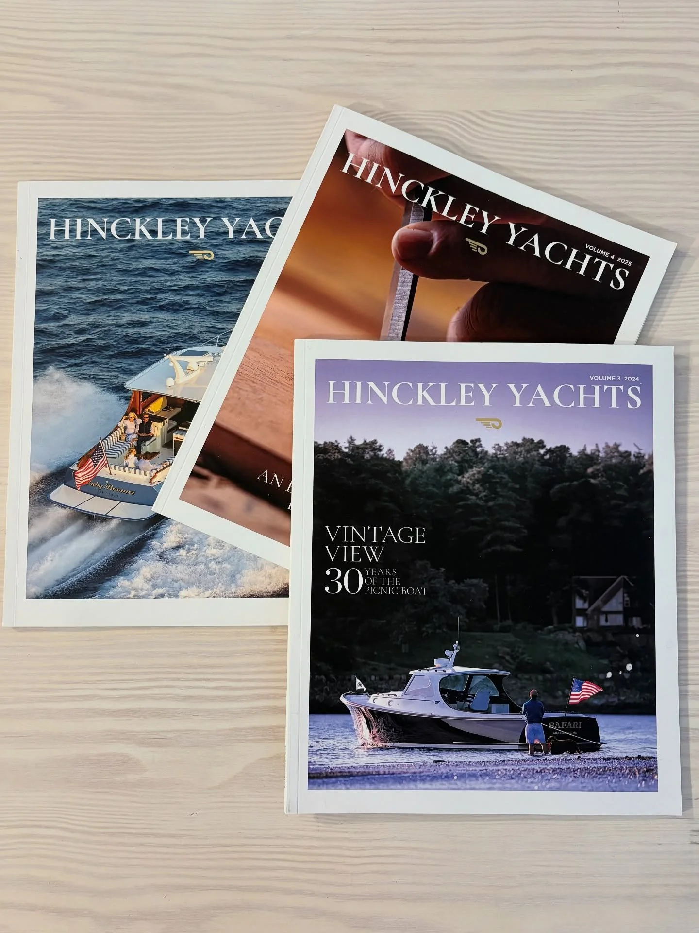 Hey Siri, play the playlist &ldquo;Yacht Rock&rdquo; 🎶 Weekend reads from @hinckleyyachts as we start working on Volume 5! Stay tuned for more 🛥️ 

#hinckley #hinckleyyachts #hinckleyyachtservices #luxuryyacht #luxuryyachts #luxurytravelmedia #luxu