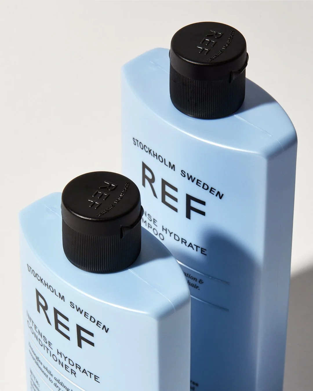 REF_Stockholm_Close_Ups_Intense_Hydrate_Vegan_Schampoo_Conditioner_Lr_001.jpg