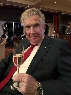 Dining on the Queen