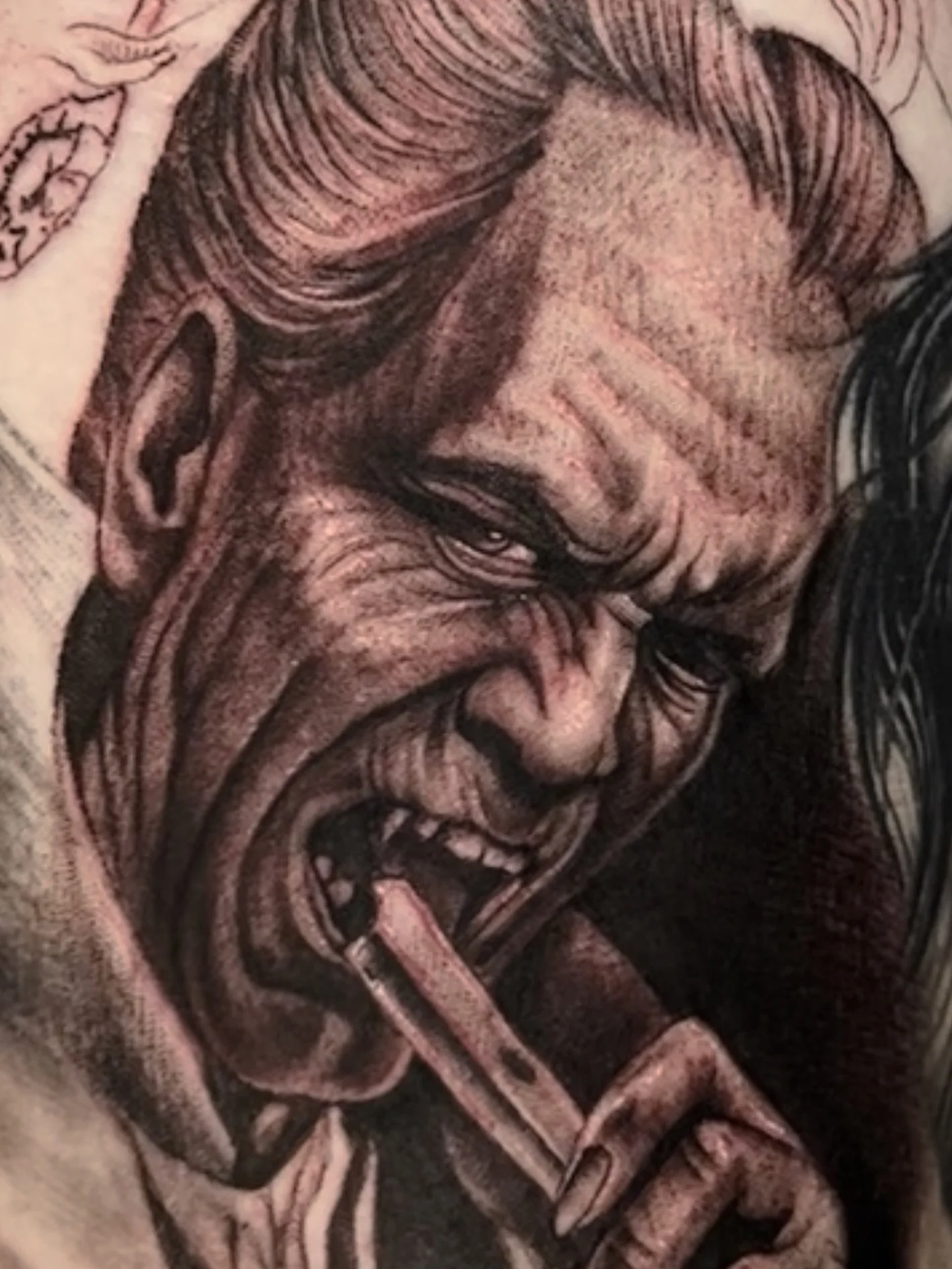 Close up on the details on Dracula from Bram Stoker&rsquo;s 1992 Film for Emma&rsquo;s Horror leg sleeve. 
.
.
.
.
.
.
#BramStokersDracula #HorrorTattoos #Halloween #blackandgreytattoos #blackandgrey #blackandgreytattoo #realtattoos #realistictattoos
