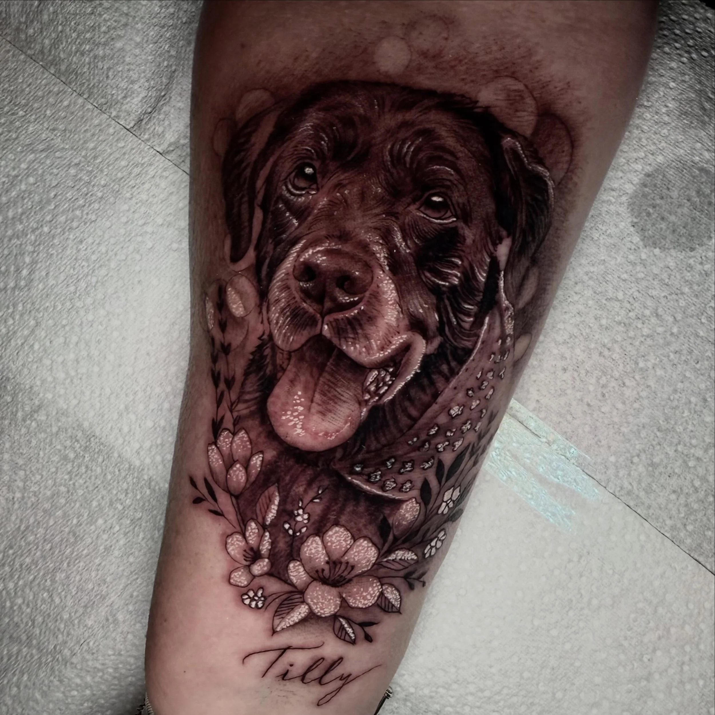 Pieces like this always mean a lot, and this one was extra meaningful. Working on more delicate, mature skin takes a softer approach and a bit of patience, but I&rsquo;m really happy with how Tilly&rsquo;s character came through.

Thank you for trust