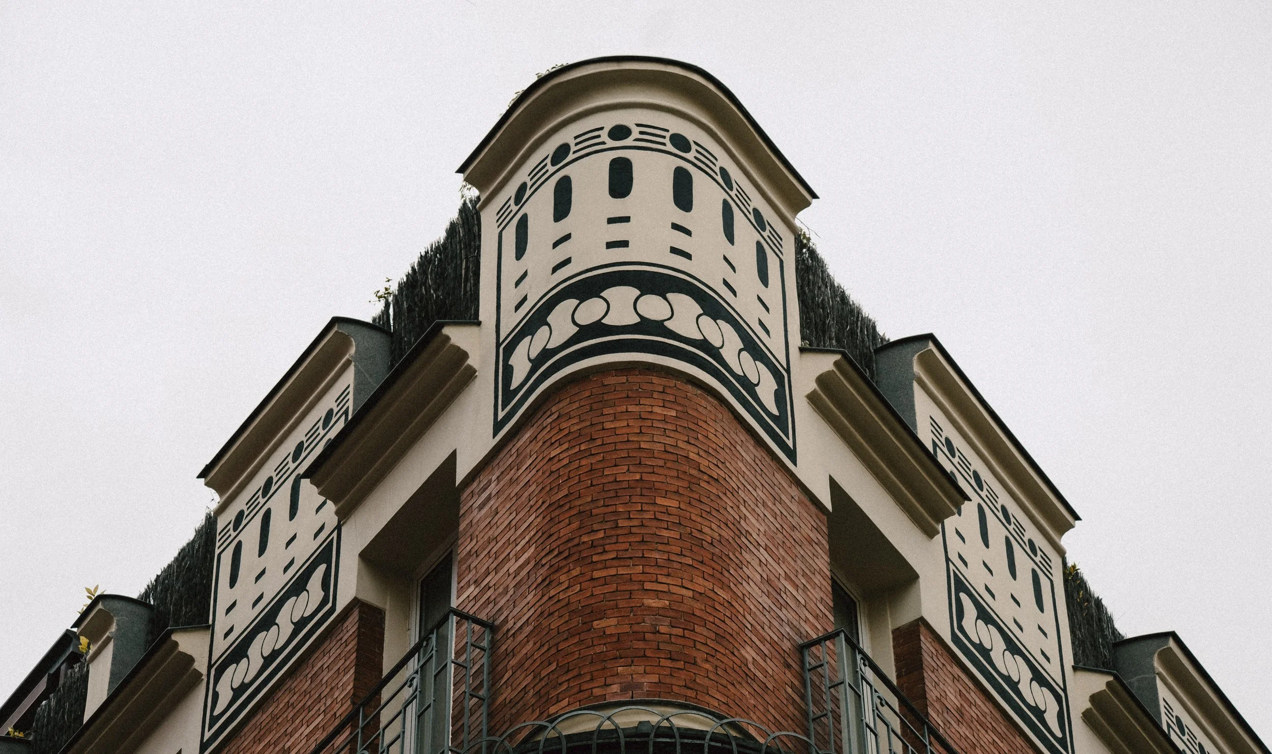 L.jpg