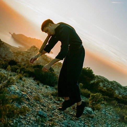 486x486bb - Moyenne.jpeg