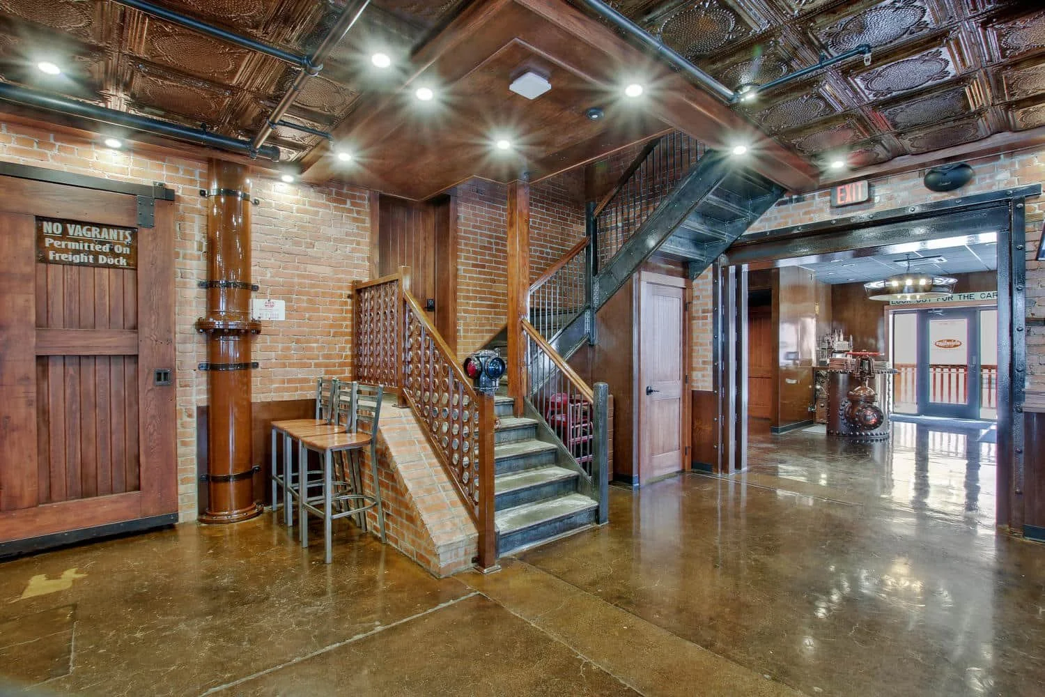 shindigs-bar-and-grill-restaurant-stairs-winfield-kansas.jpg