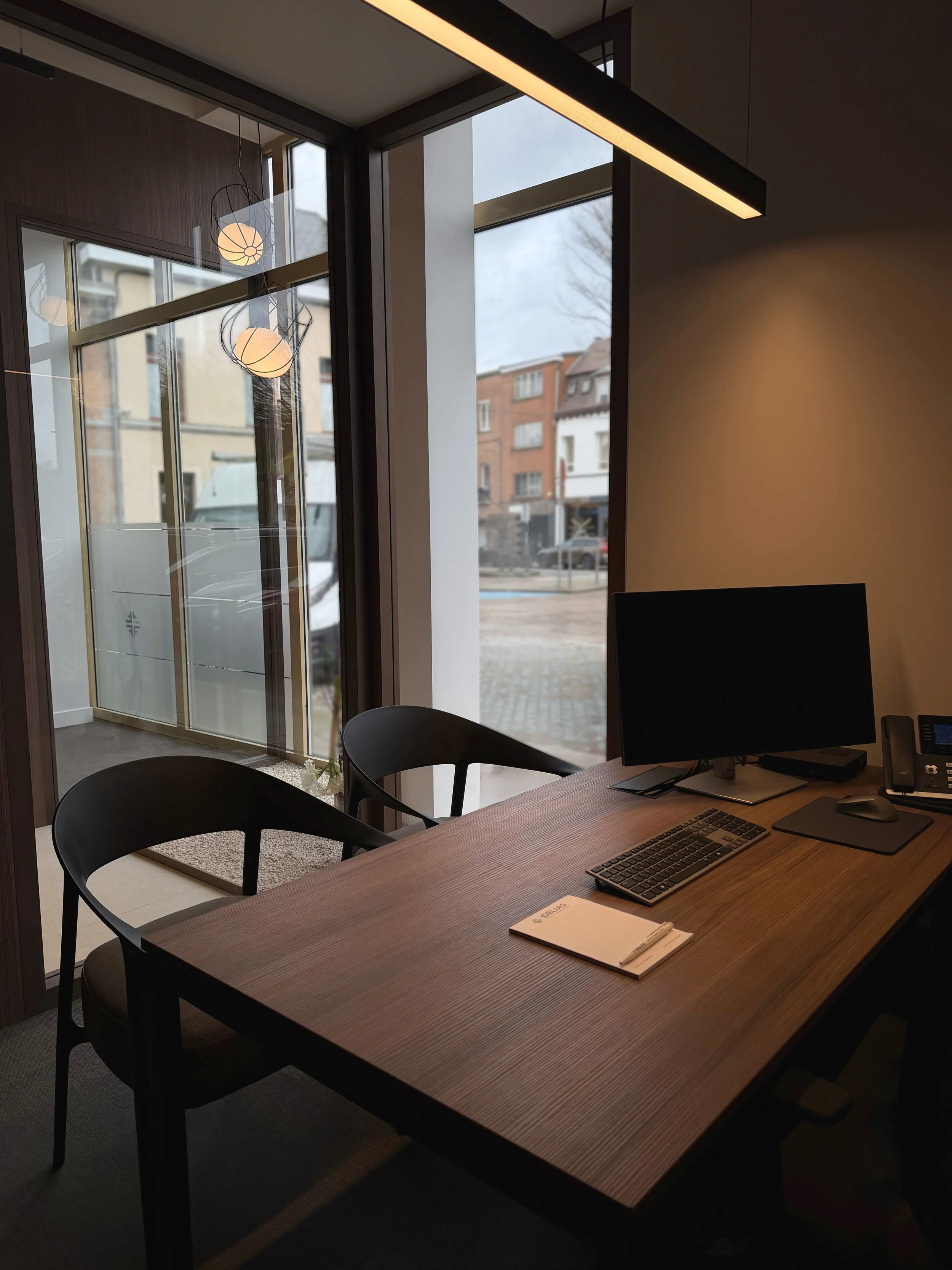 bureau esthétique 2.jpg