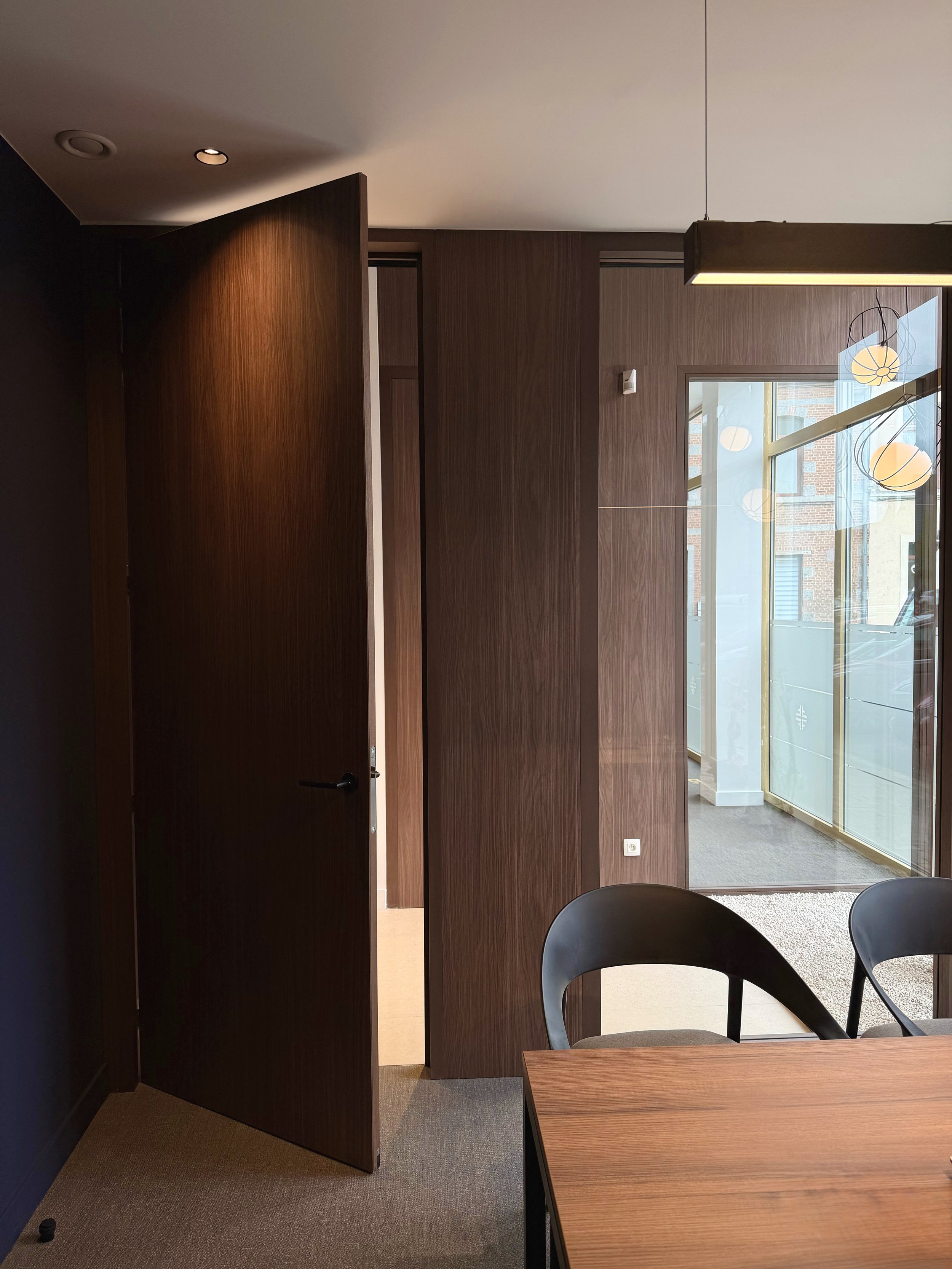 bureau esthétique 1.jpg