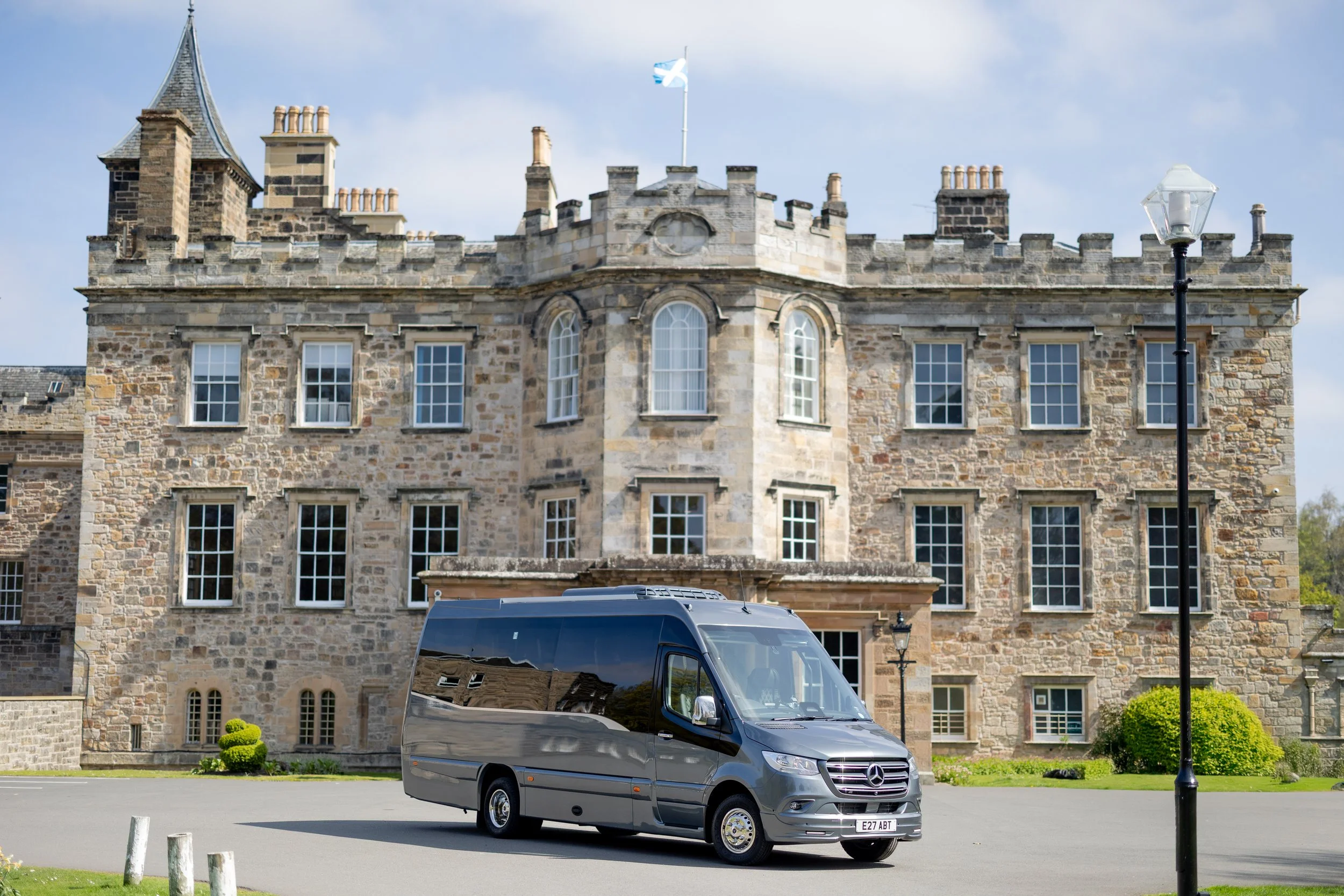 16-Seater Executive With Tables