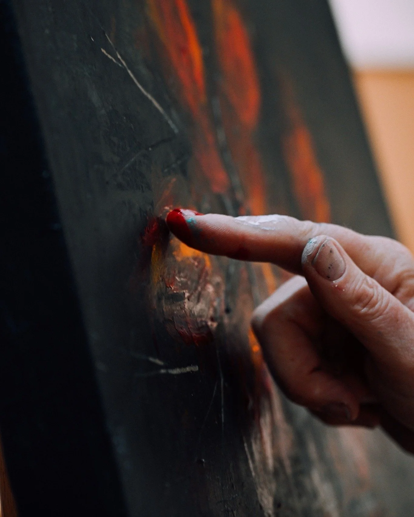 Sometimes fingers create textures a brush can&rsquo;t ☝️

#ElizabethMacdonaldArt #FingerPainting #HandsOnArt #ChesterArt #ChesterArtist #ContemporaryArt #ArtCollector #ArtGallery #ArtistLife #ArtOfTheDay