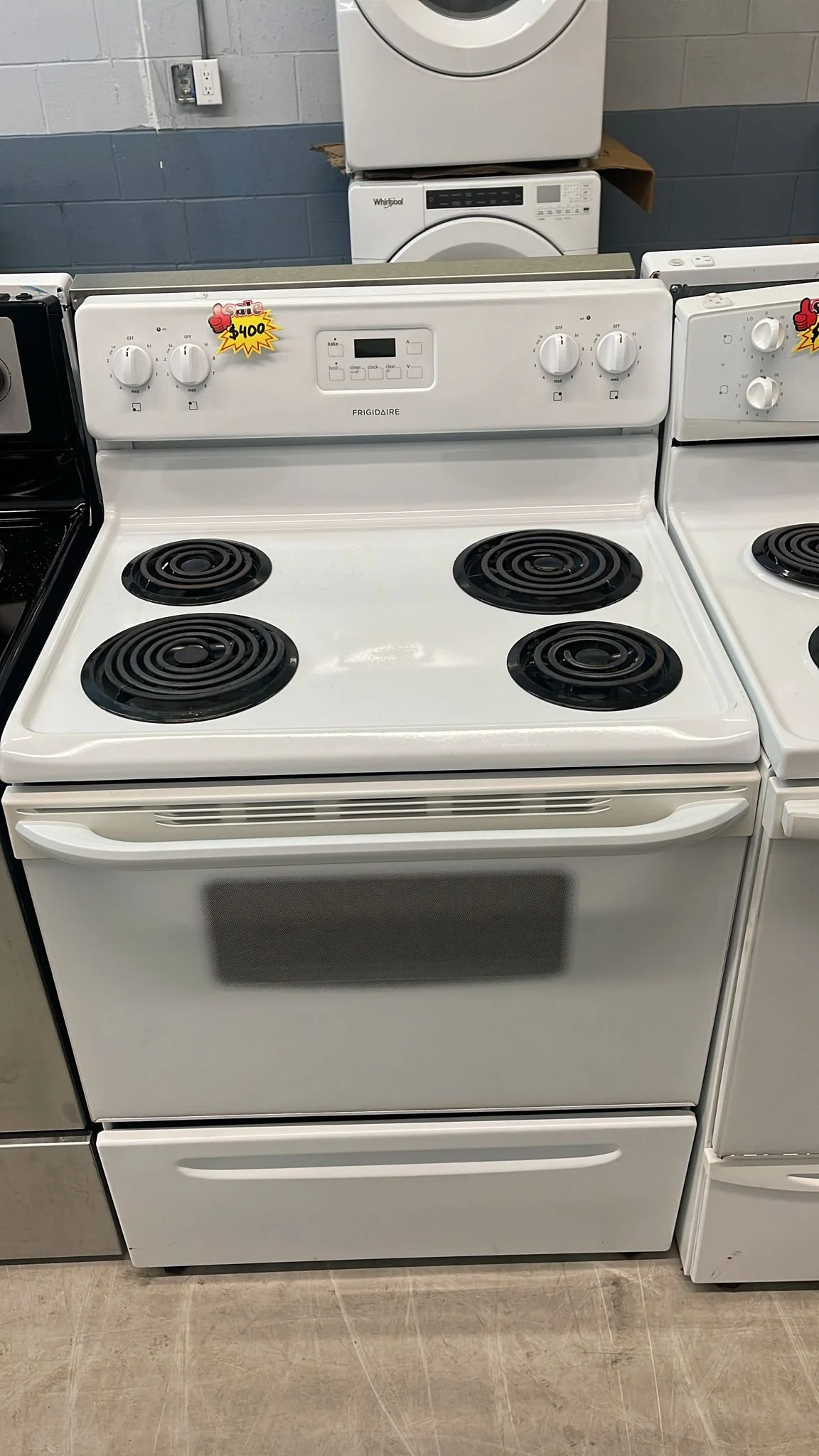 Used Stove white 30" Frigidaire CFEF3012PW  electric
