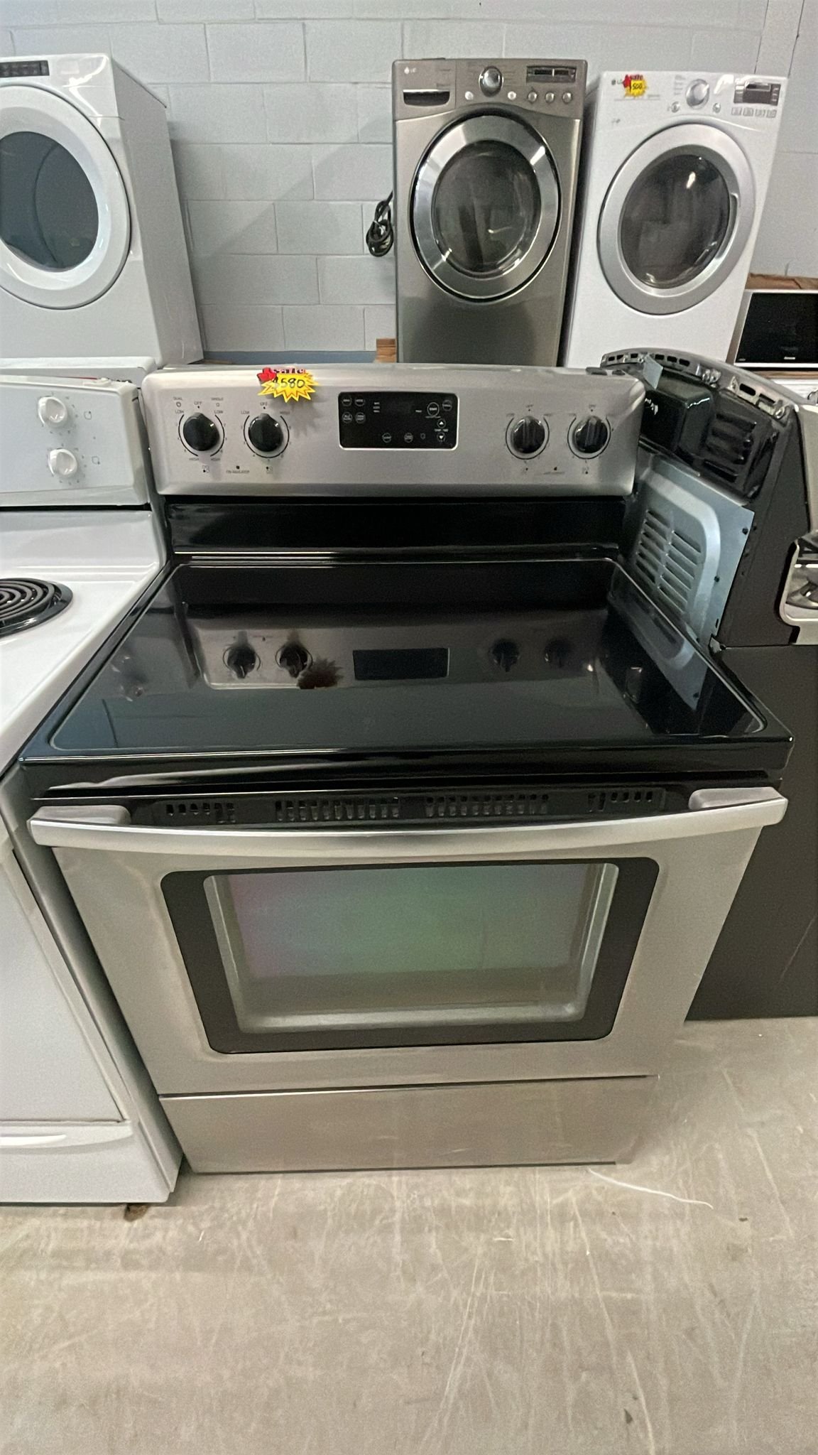 Used Stove Stainless 30" Whirlpool YIES426AS electric