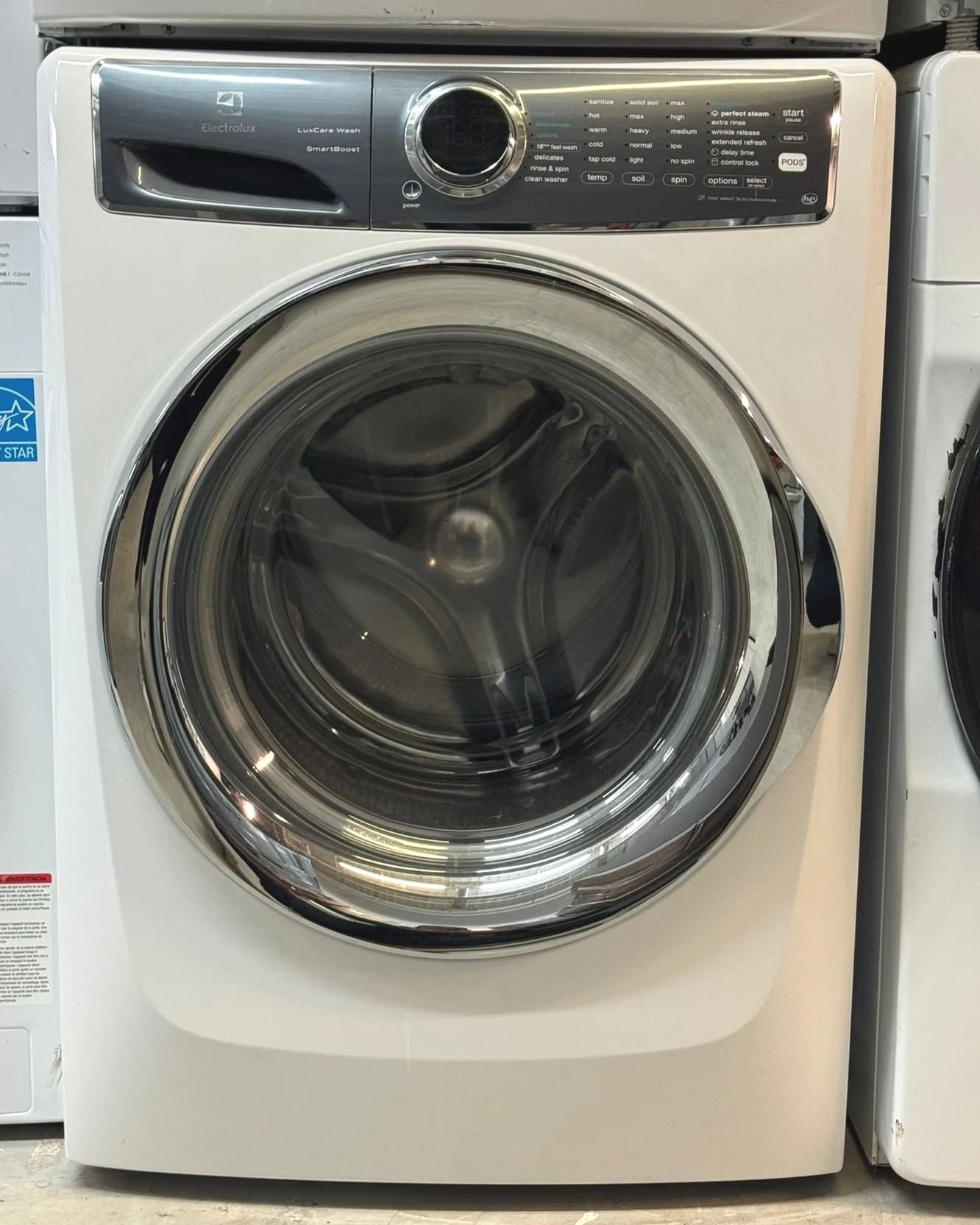 Electrolux front load stackable 27 white