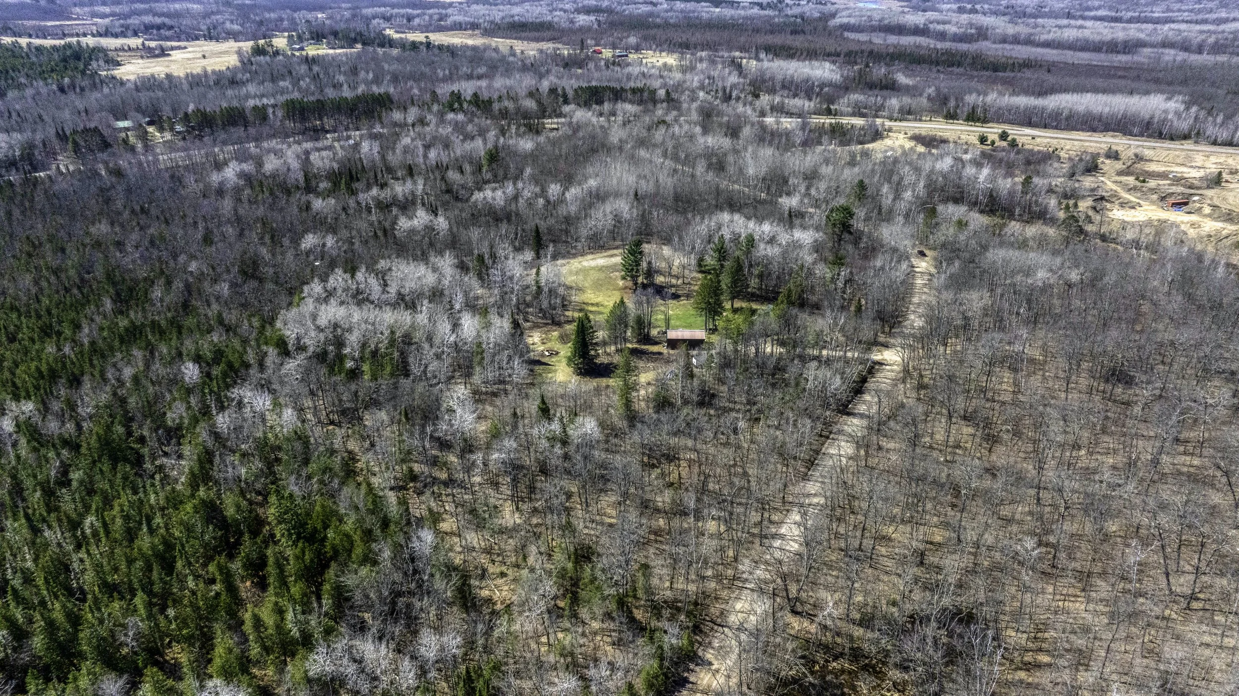 DJI_20260416112301_0102_D.jpg