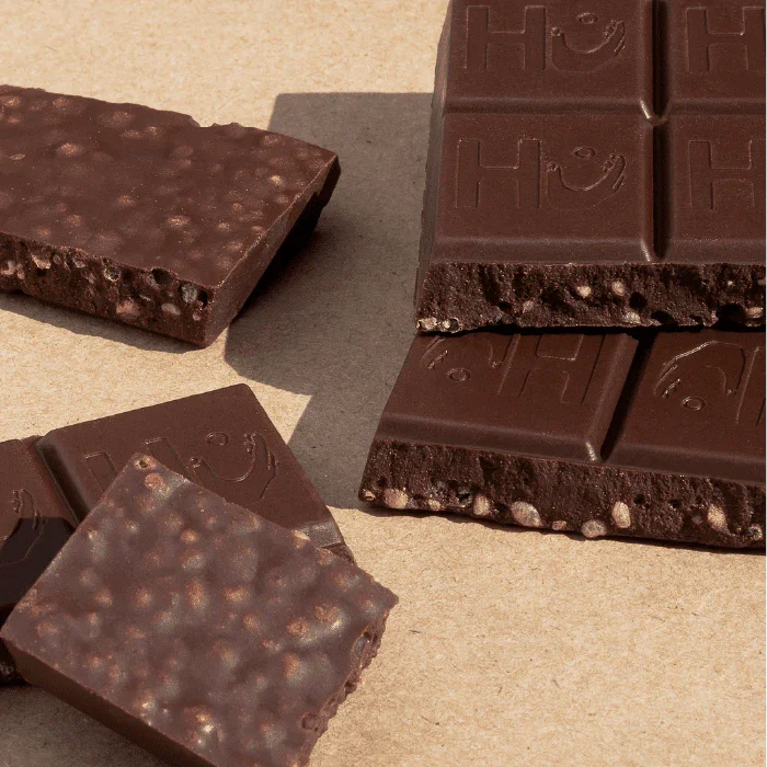 vanilla-crunch-chocolate-bar-hu-354906_720x.webp