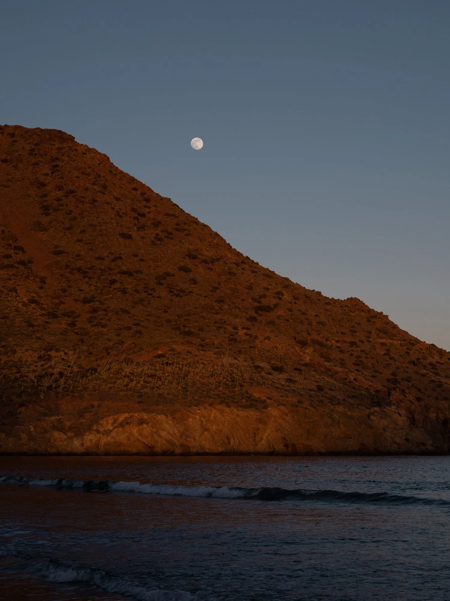 lune rouge-nabdelwahed.jpg