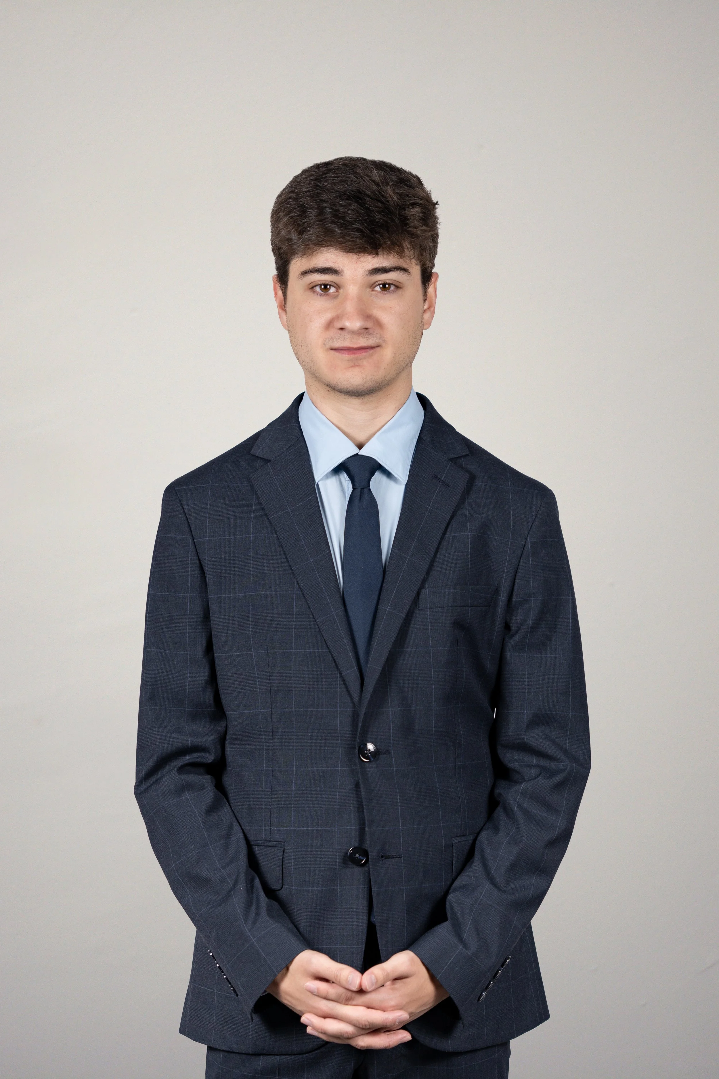 Petrón, Daniel_Pose D.jpg