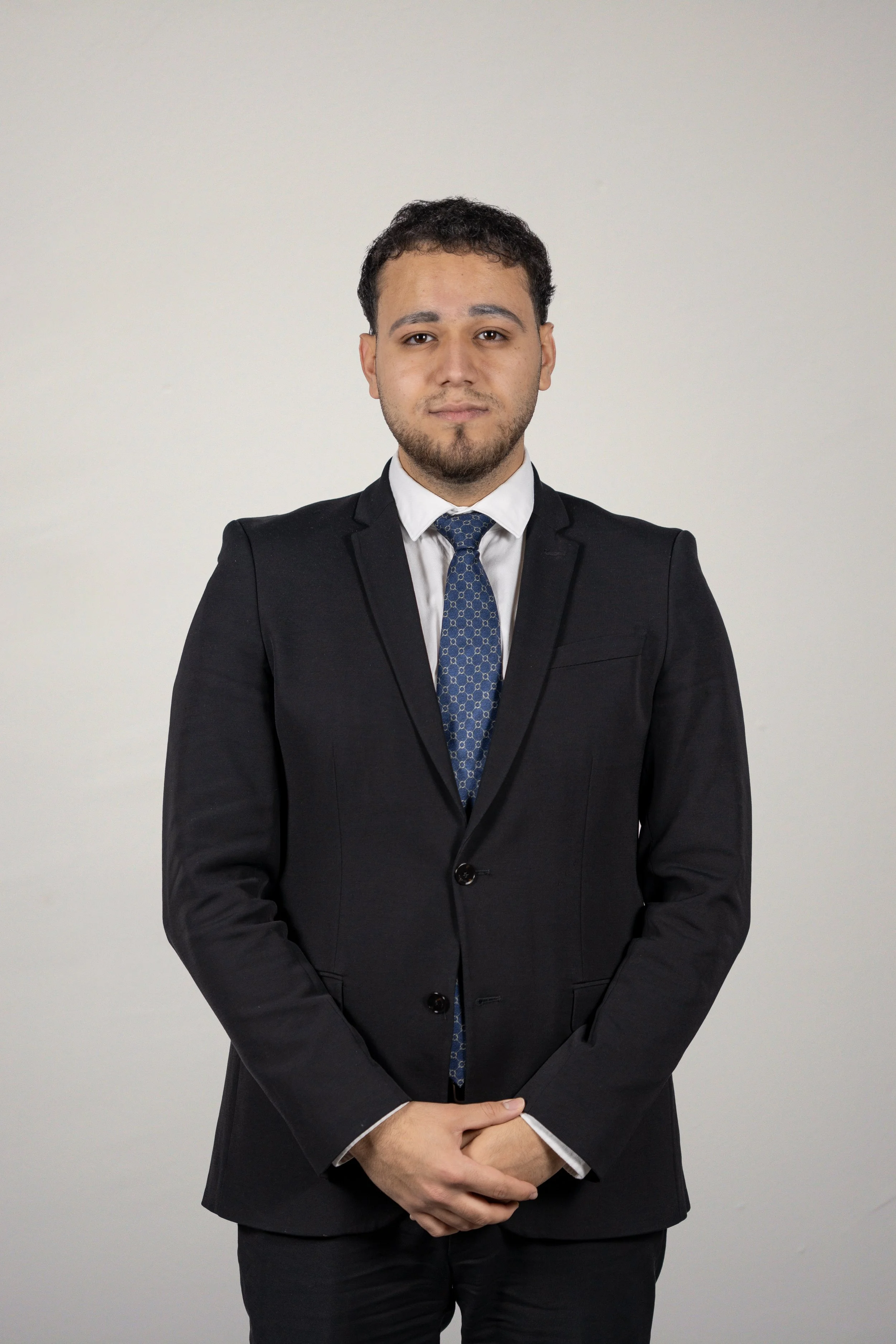 Bouzecour, Jamal_Pose D.jpg