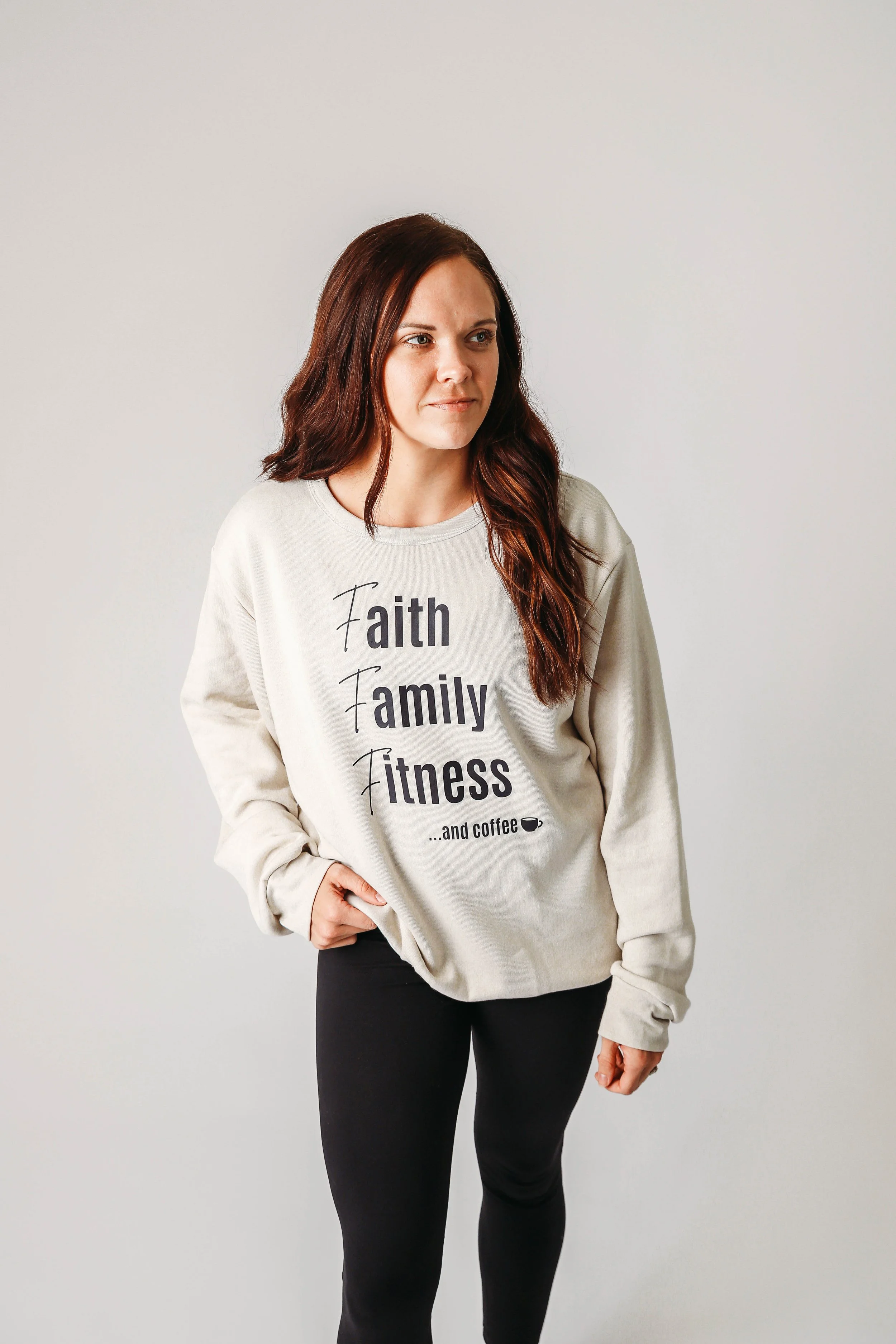 Model is 5' 9" wearing size large