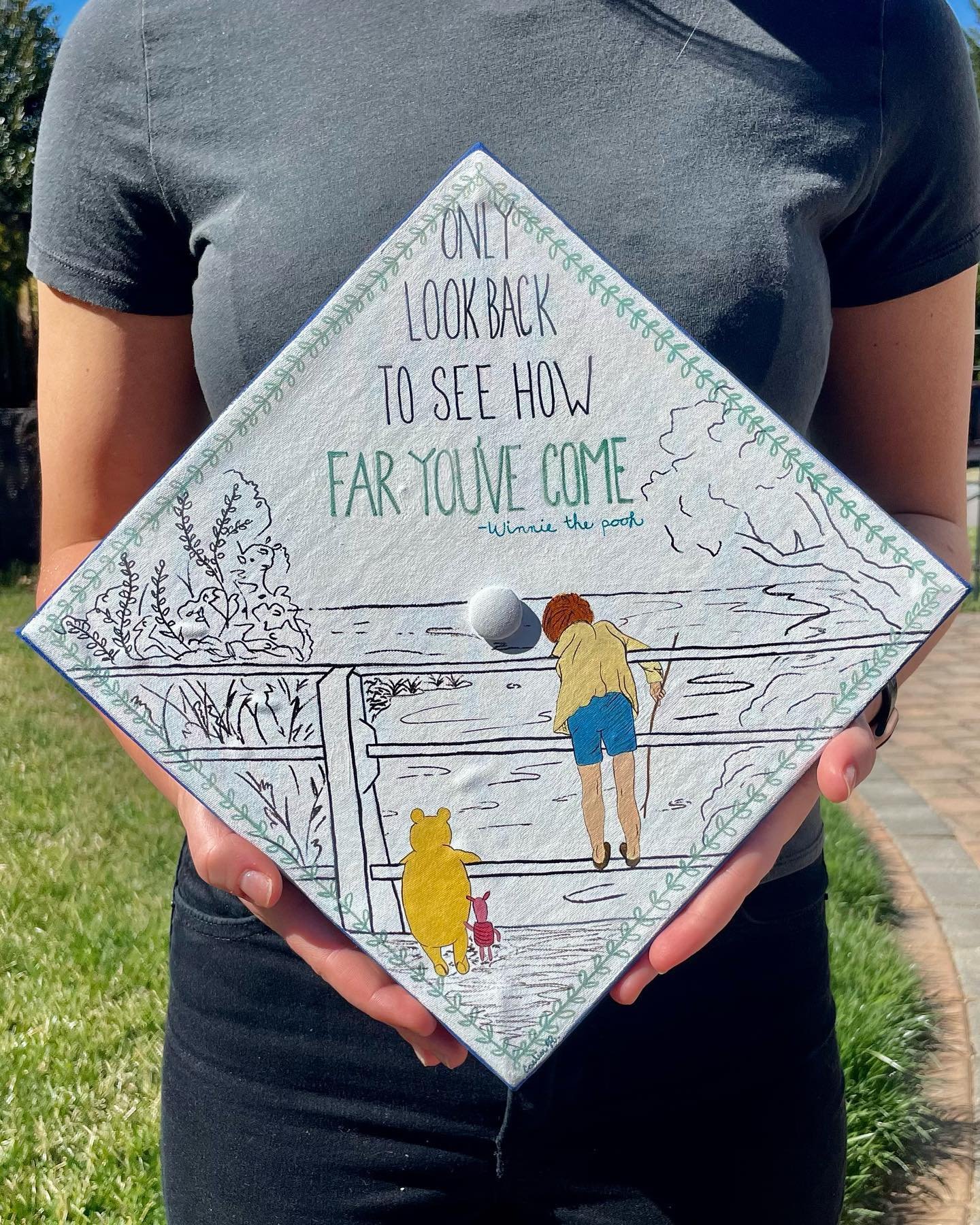 🎓Hand Painted Graduation Cap for Seniors!
Attention Seniors! Do you want your graduation cap custom painted to match your personality or to show off your college? Order your custom hand painted cap today!
Place your order soon to reserve a spot! D