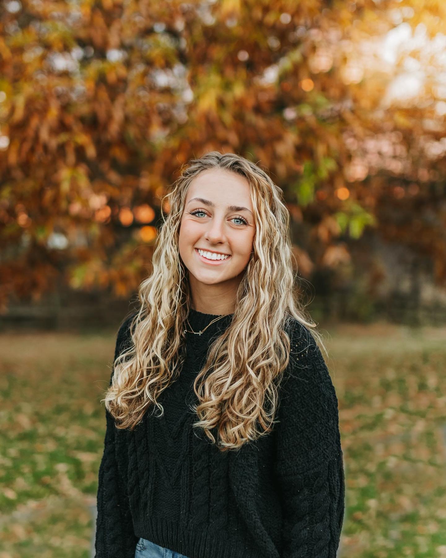 Hey everyone! My name is Caelin. Welcome to my arts page! Here I will post my art for you to enjoy. I create various pieces of art with all different mediums from painting on canvas, to graduation caps, wooden pieces, digital art and so much more. I