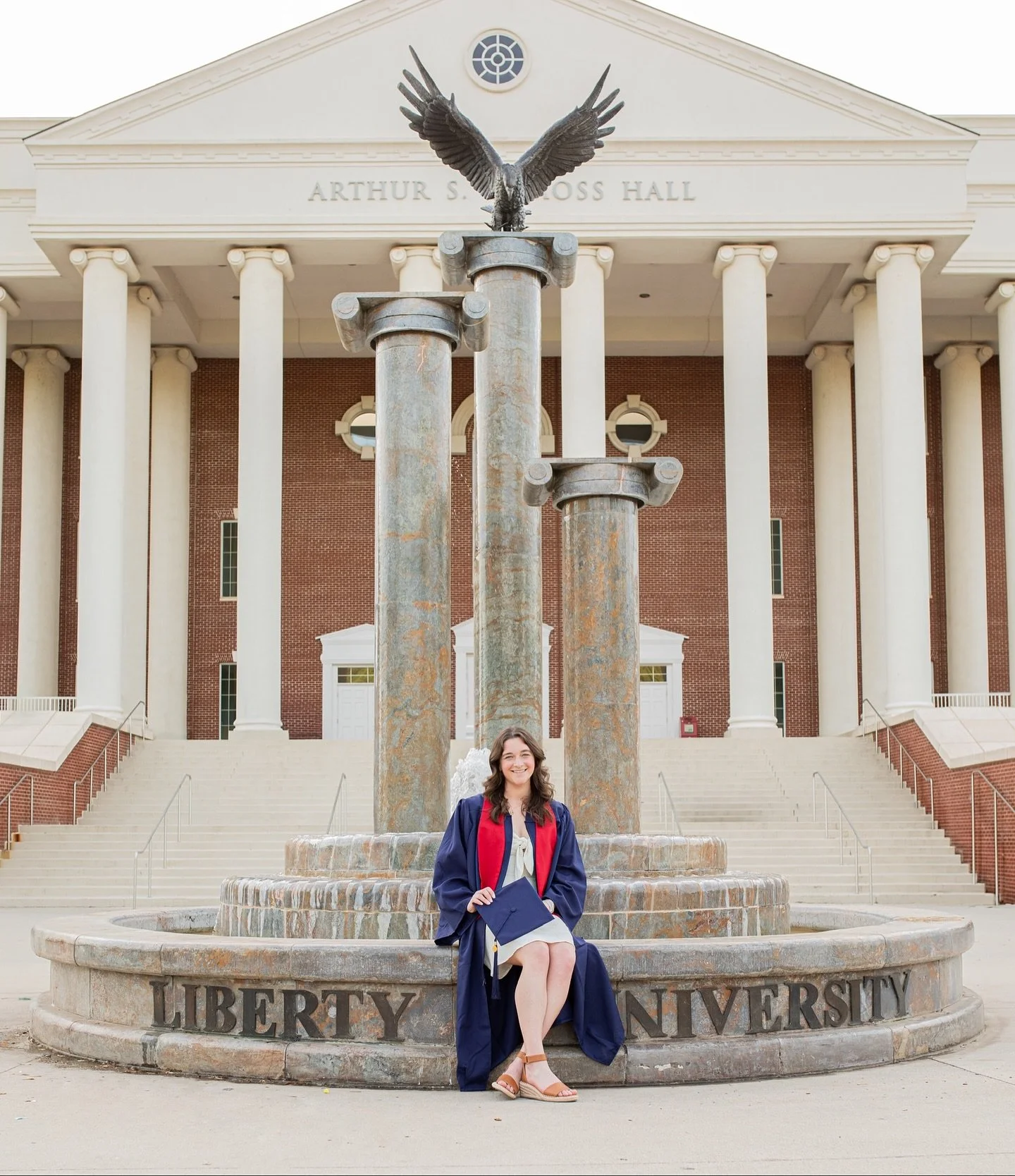 What a pleasure it was to capture Grace&rsquo;s grit in her many talents and passions. ✈️ Congrats! 

#seniorphotoshoot #senior #photographer #seniorphotos #seniorphotosession #libertygraduate #libertyuniversity