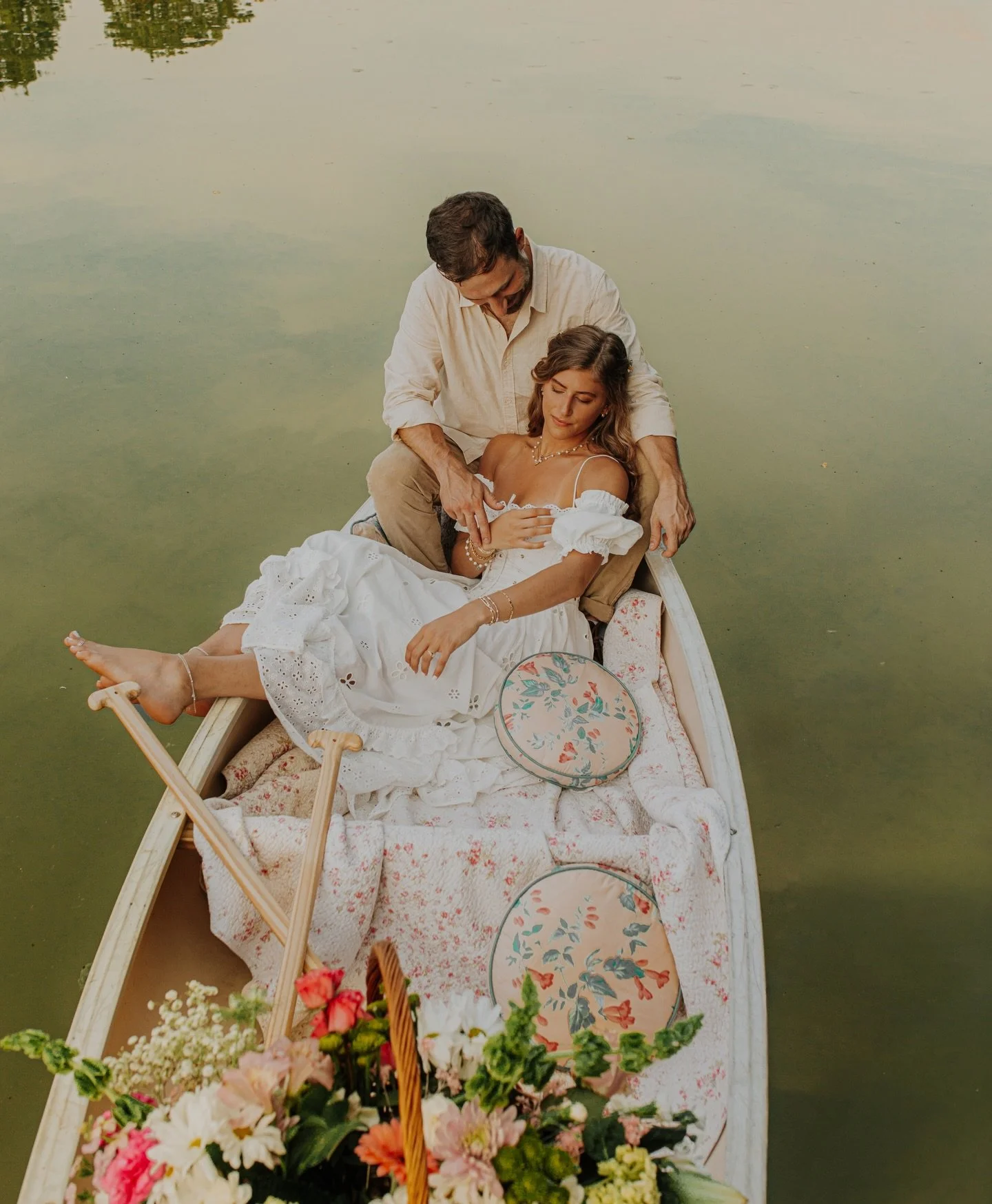 &ldquo;I am who I am because of you. You are every reason, every hope, and every dream I&rsquo;ve ever had.&rdquo; 
-Nicholas Sparks

What better day than Love Day to post the most beautiful and romantic engagement session. This shoot was a dream and