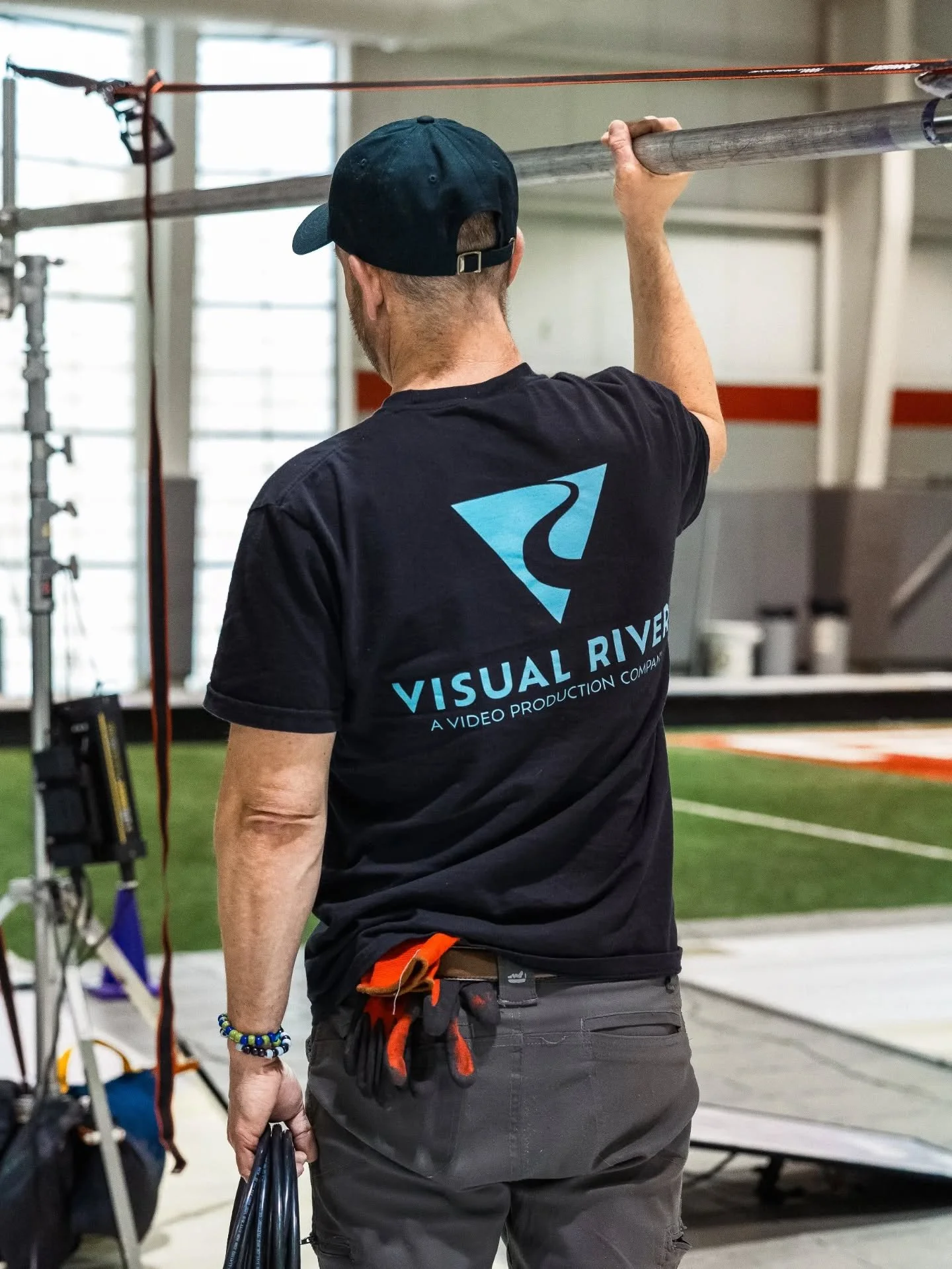 Last week was a dream! 😌 Here's a little behind-the-scenes look from our shoot with the incredible Temple Fencing team. The grit and determination these athletes have for their sport inspires us to do the same for our craft 🎥

Check back again late