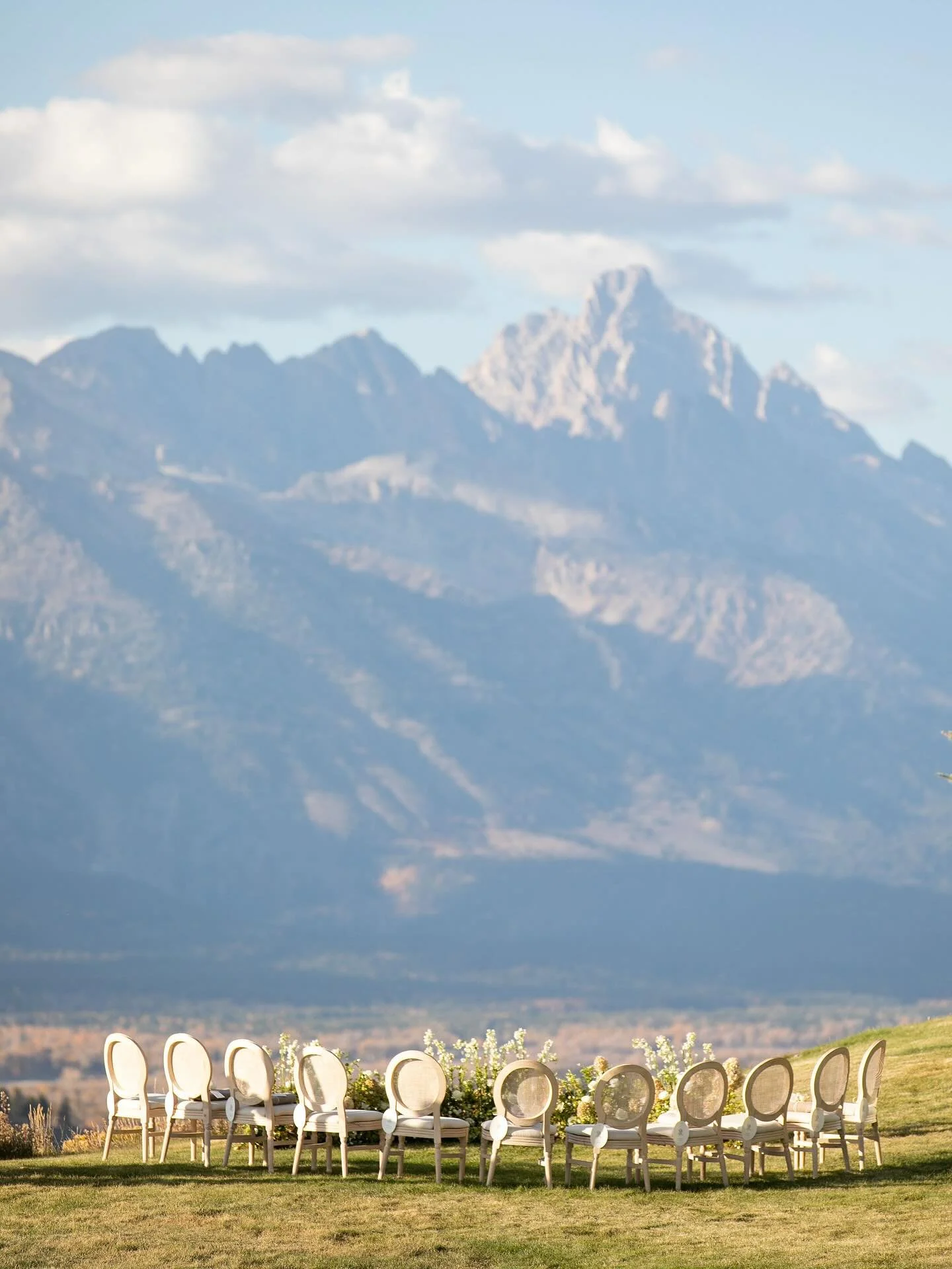 Intimate yet Grand&hellip; ✨ #jacksonhole #wedding #photographer #amangani #intimatewedding #mountaintopwedding #amanganiwedding #jacksonwyoming #grandtetons