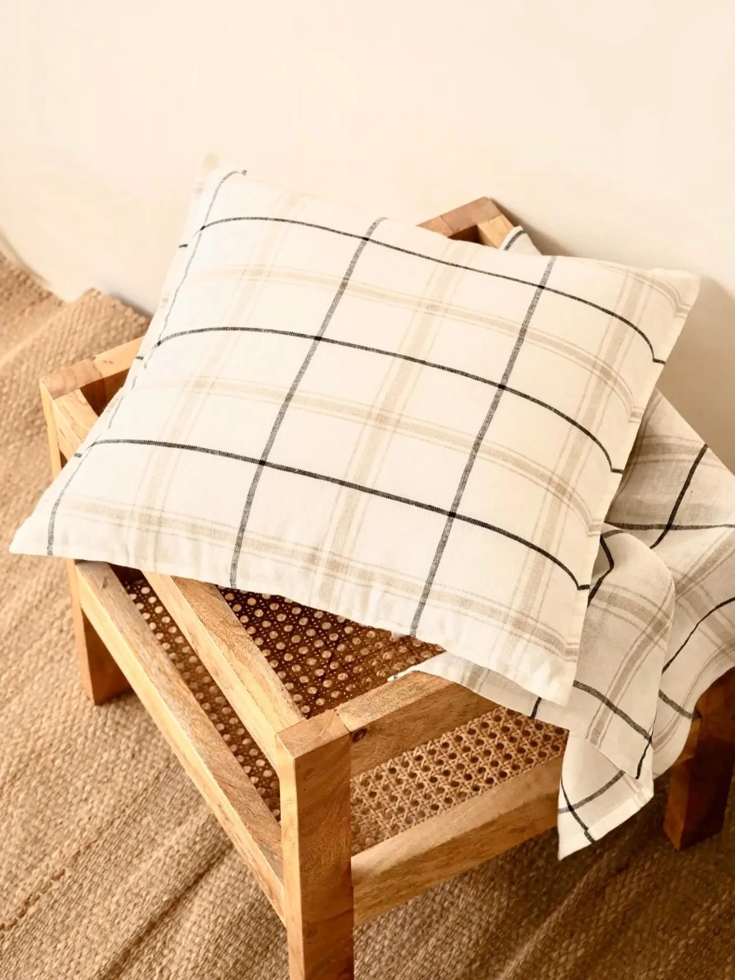 New pillows and matching table linens.  Just in time for harvest season.  271 Commercial Street and shopstellan.com