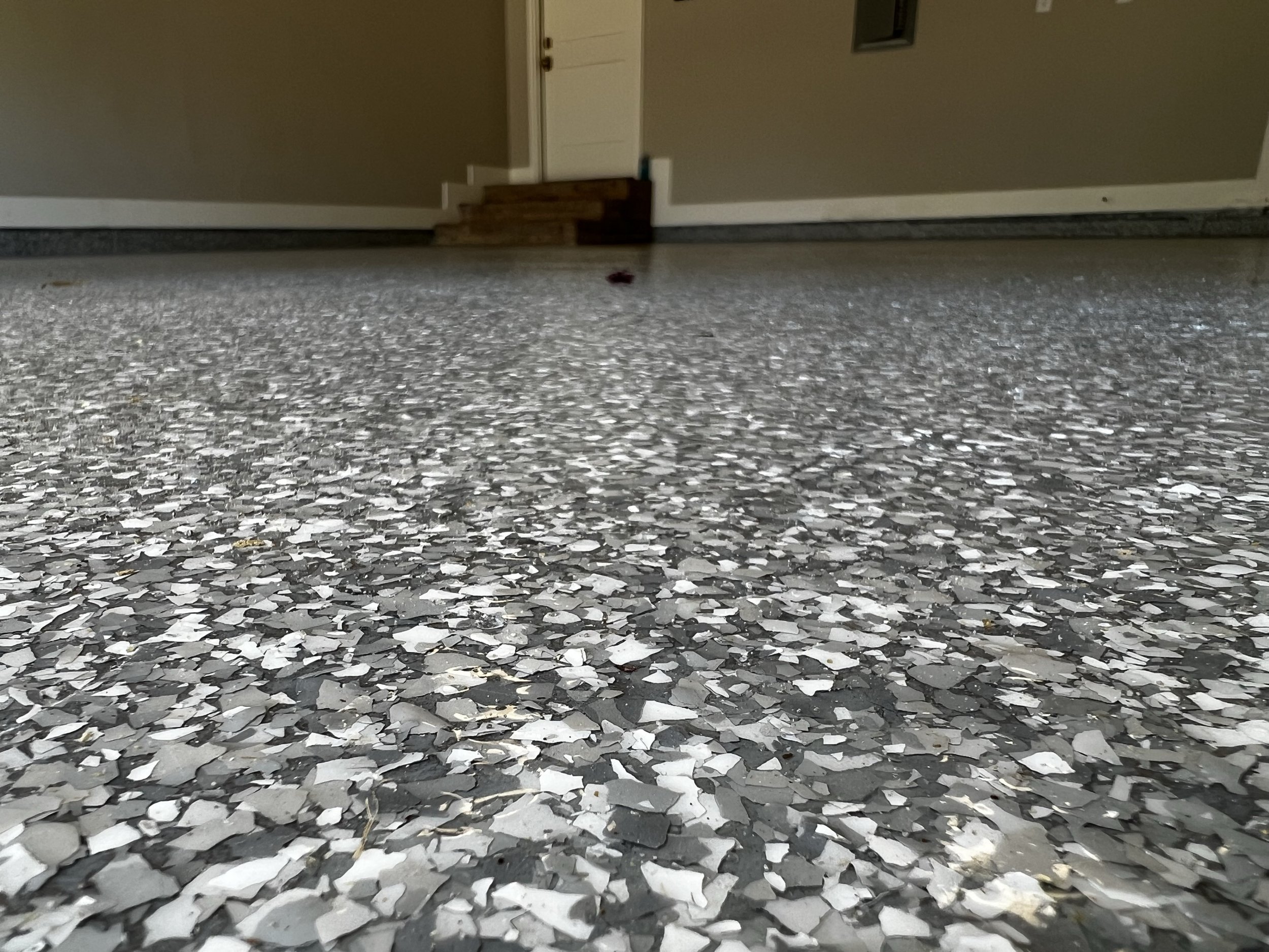 Flake epoxy