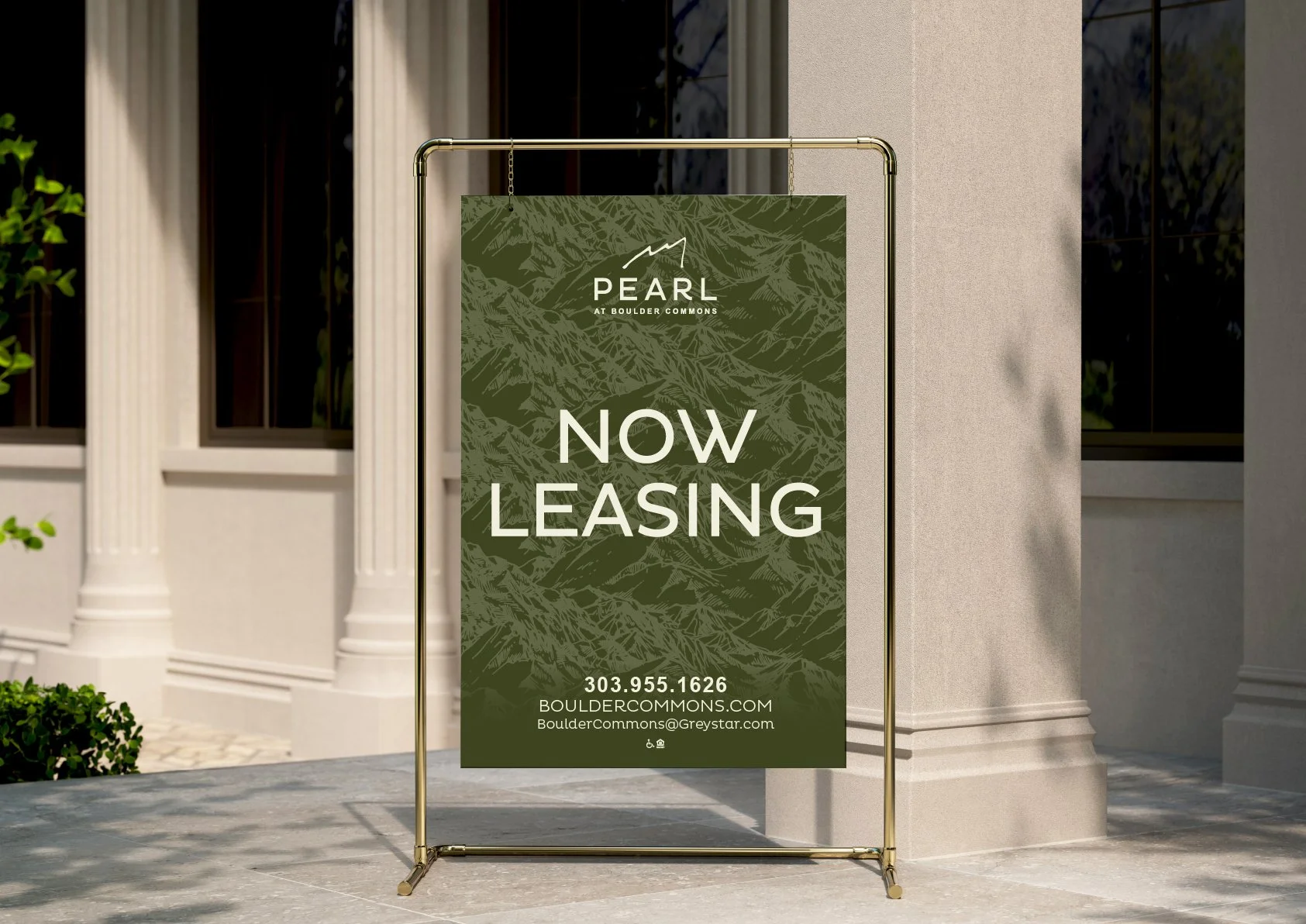 AF3Mockups_Signage_A-FrameMockup_PearlBoulderCommons.jpg