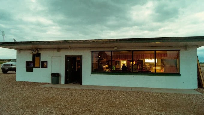 parma motor-vu snack shack from outside