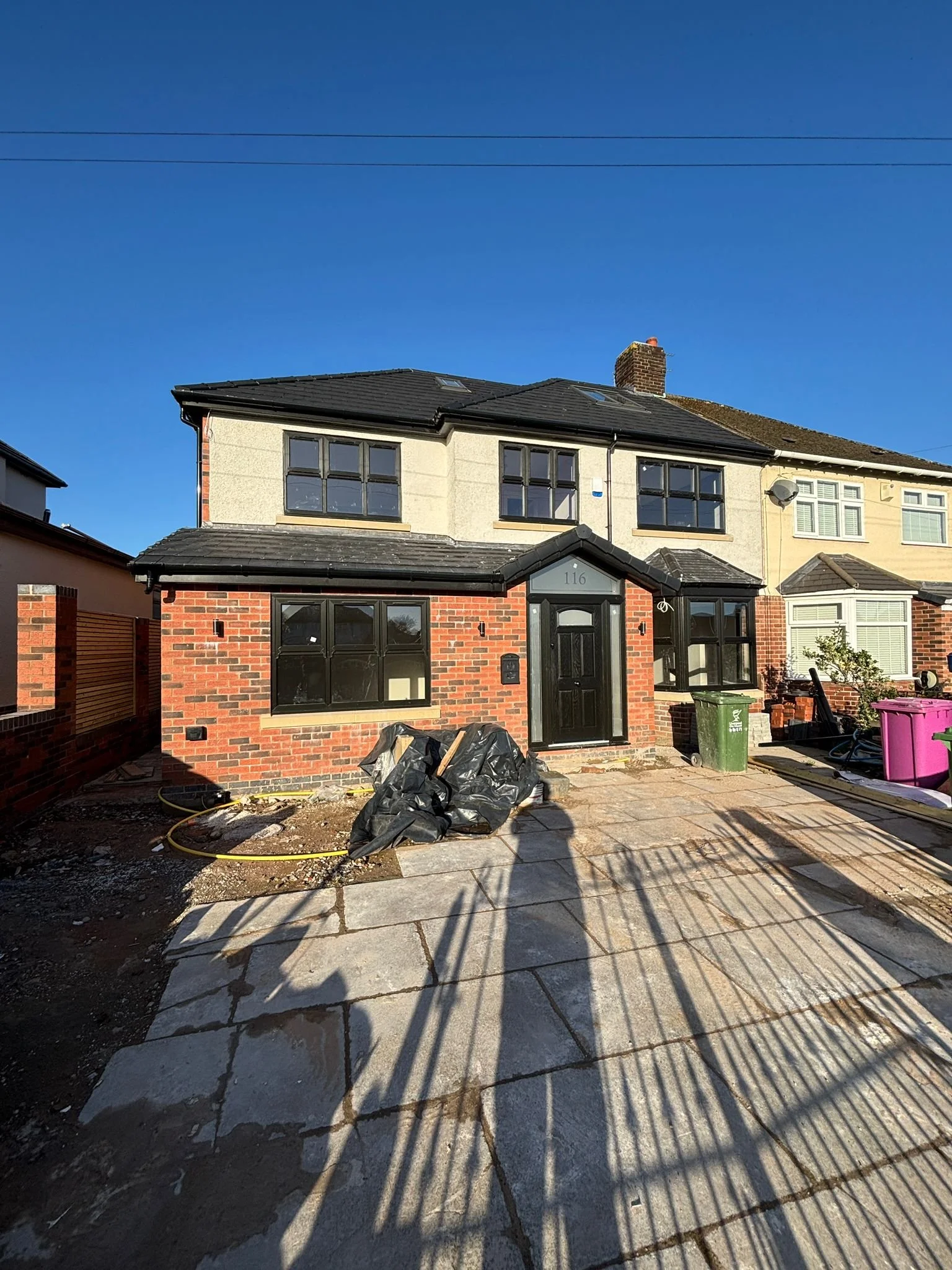 WhatsApp Image 2025-11-18 at 14.16.04_321f189f.jpg