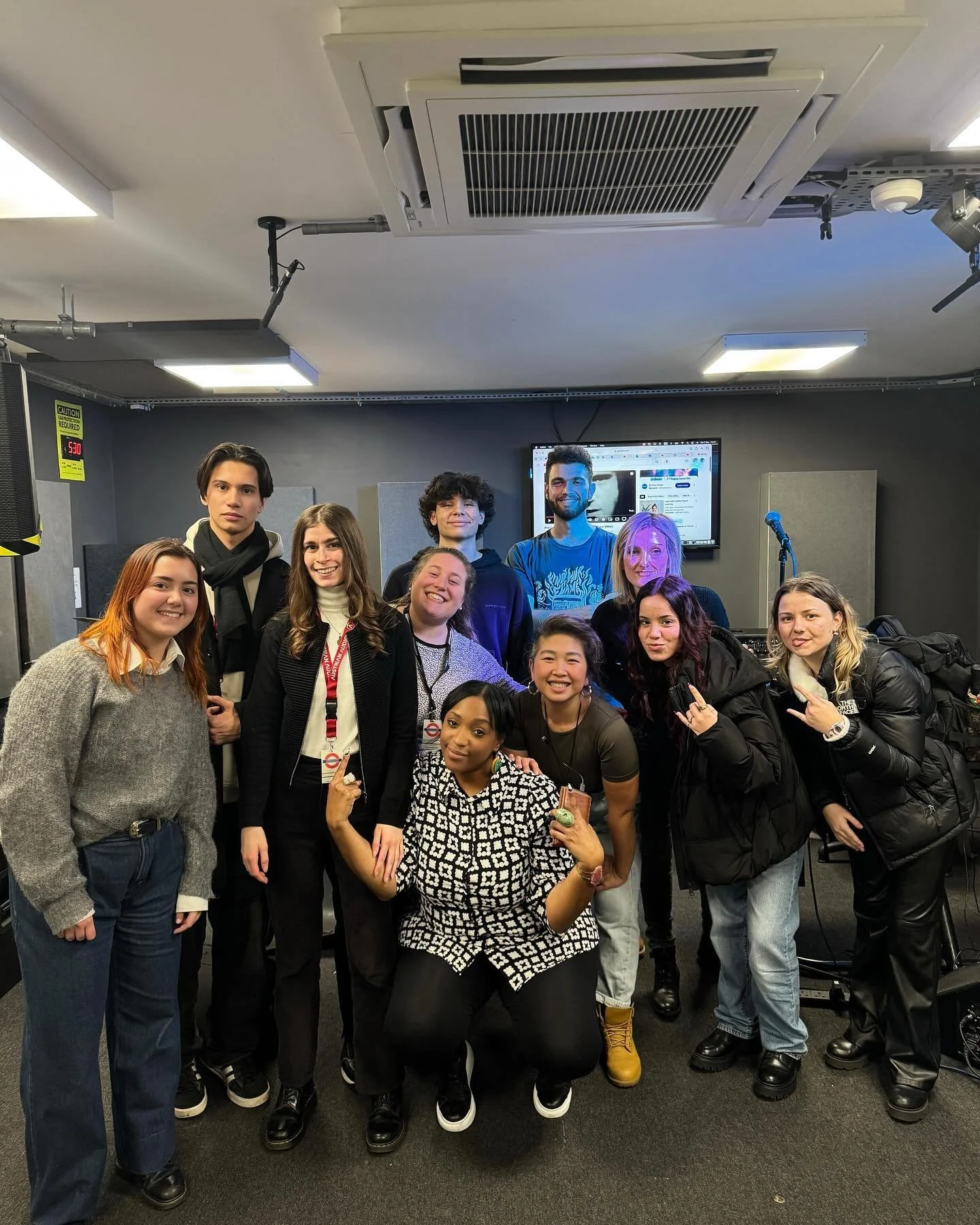 London Music Weekend 2024: @icmplondon I Gave another fantastic Vocal Masterclass today and taught the italian vocal students my,  Gospel, acapella rendition of Phil Collins. &ldquo;Coming In the Air Tonight&rdquo; Not bad for 1.5 hours work. 👌🏾 #v
