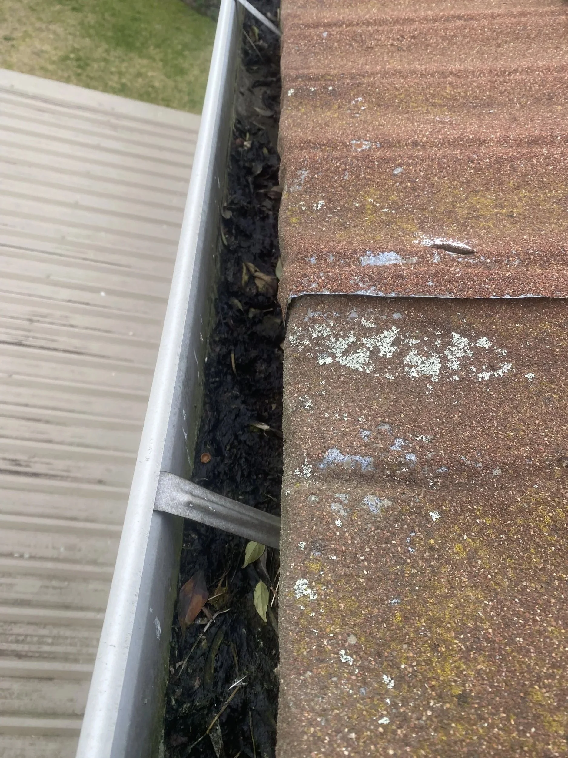 Gutter cleaning 