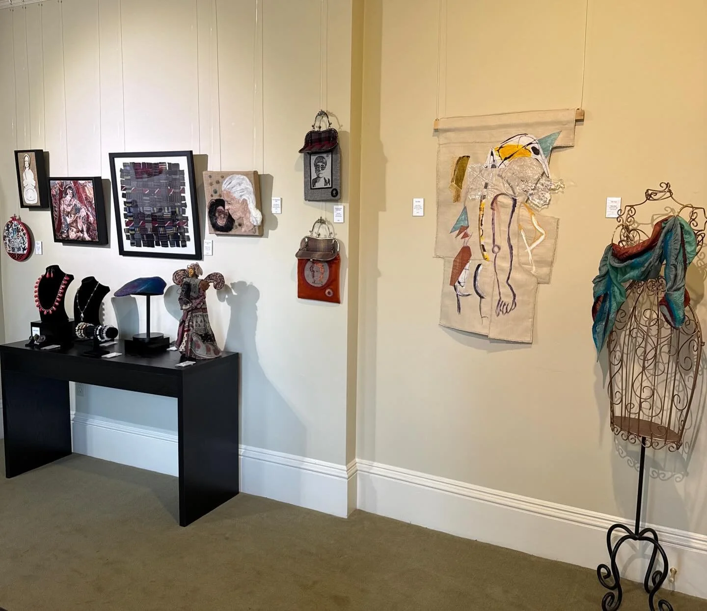 The Figure Adorned closes tomorrow.

An exhibition exploring the body and how we choose to adorn it. 
	
Final day: Sunday, 12-5.

#WilliamScofieldGallery #FiberArt #TextileArt #TheFigureAdorned #VancouverWAArt