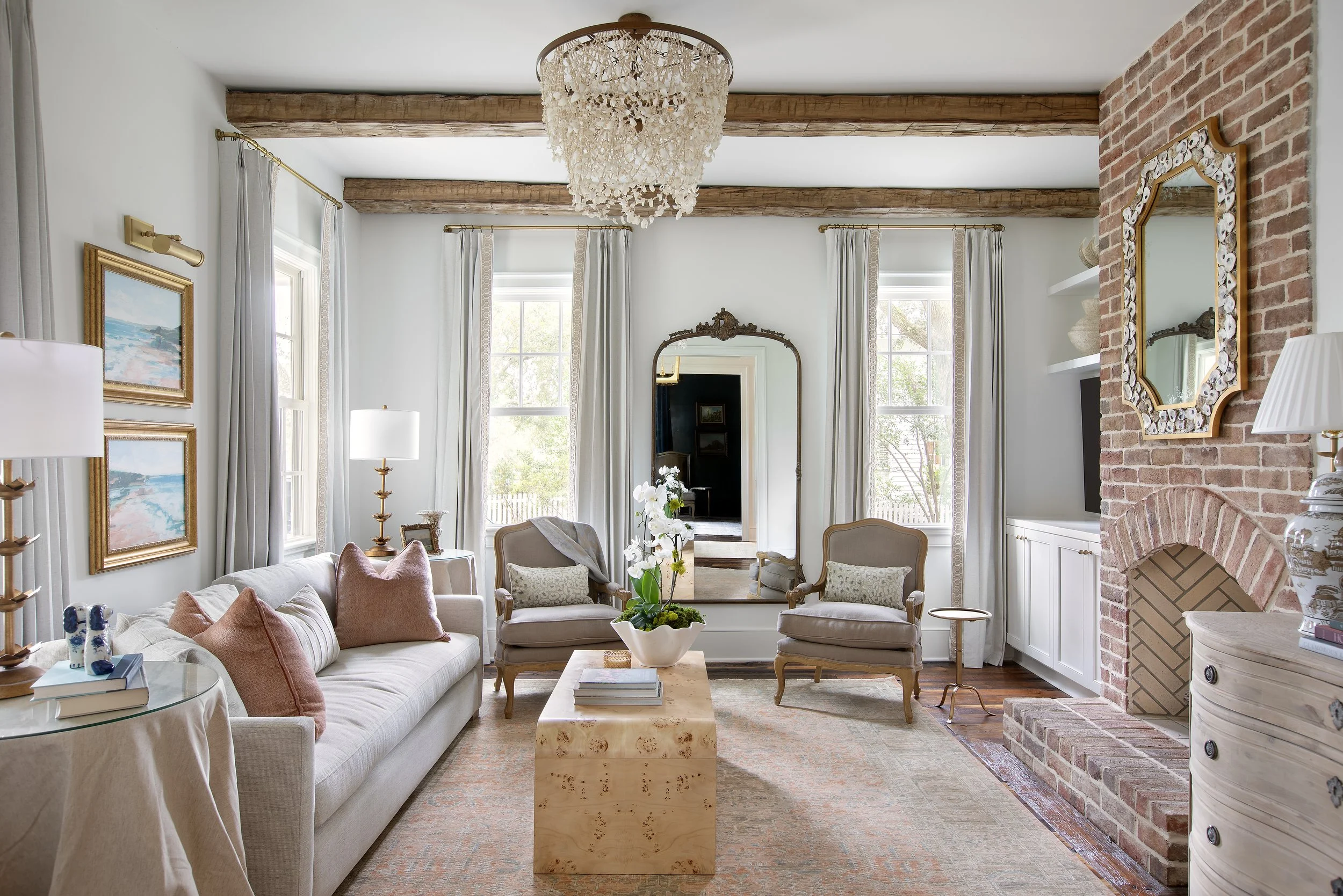 Living Room.jpg