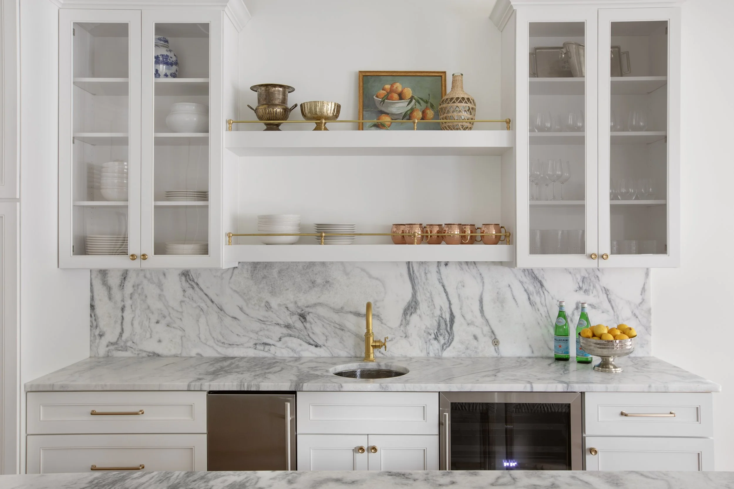 kitchen wet bar.jpg