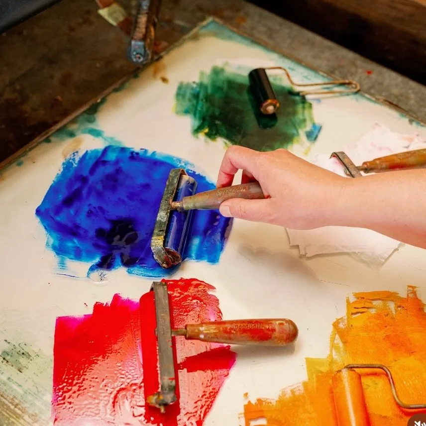 Where color meets craft 🎨✨

Come wander, get inspired, and watch the magic happen.

#WarehouseDistrict #ArtInTheMaking #CreativeCommunity #Printmaking #SupportLocalArtists