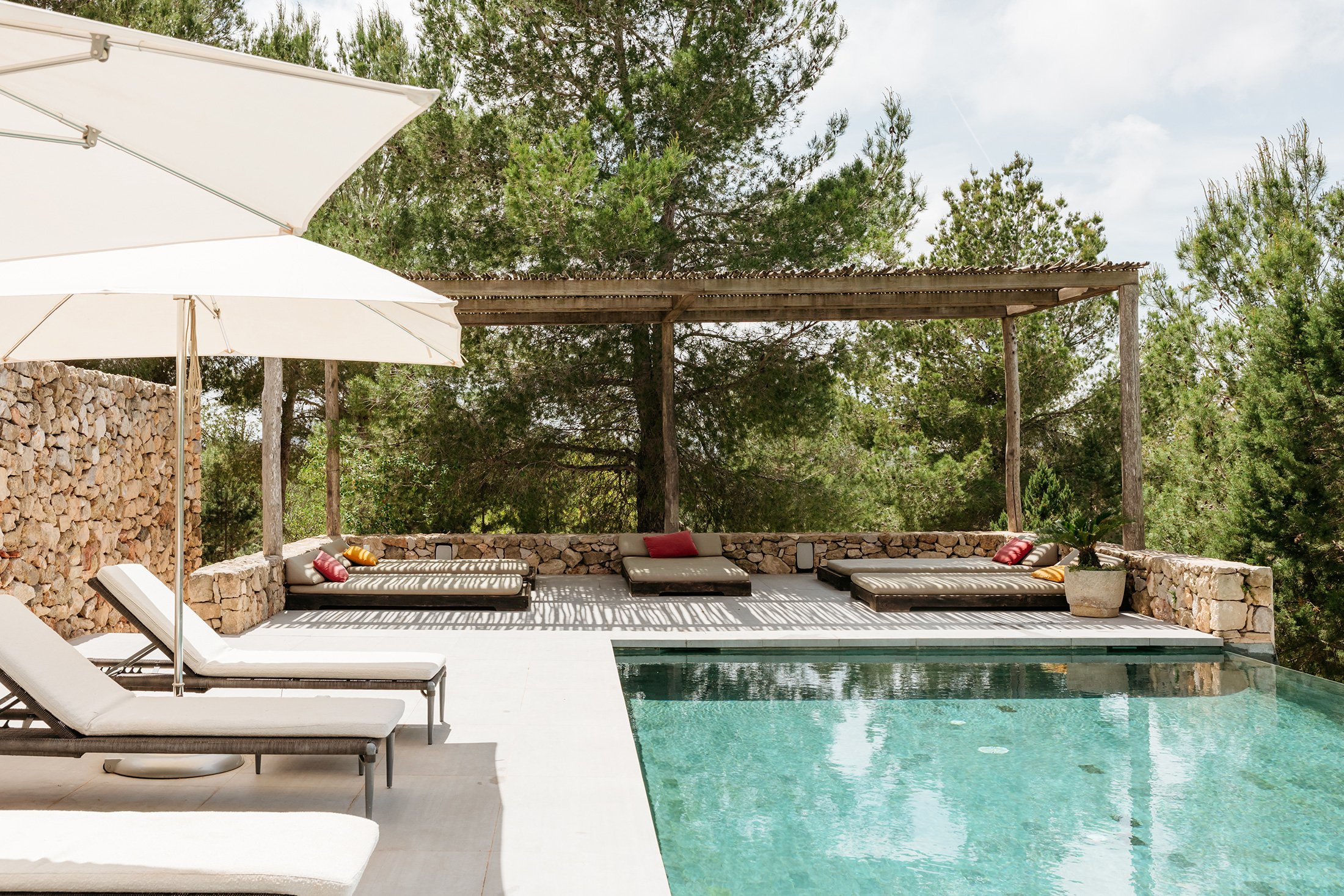 villa-can-zama-luxury-north-ibiza-01