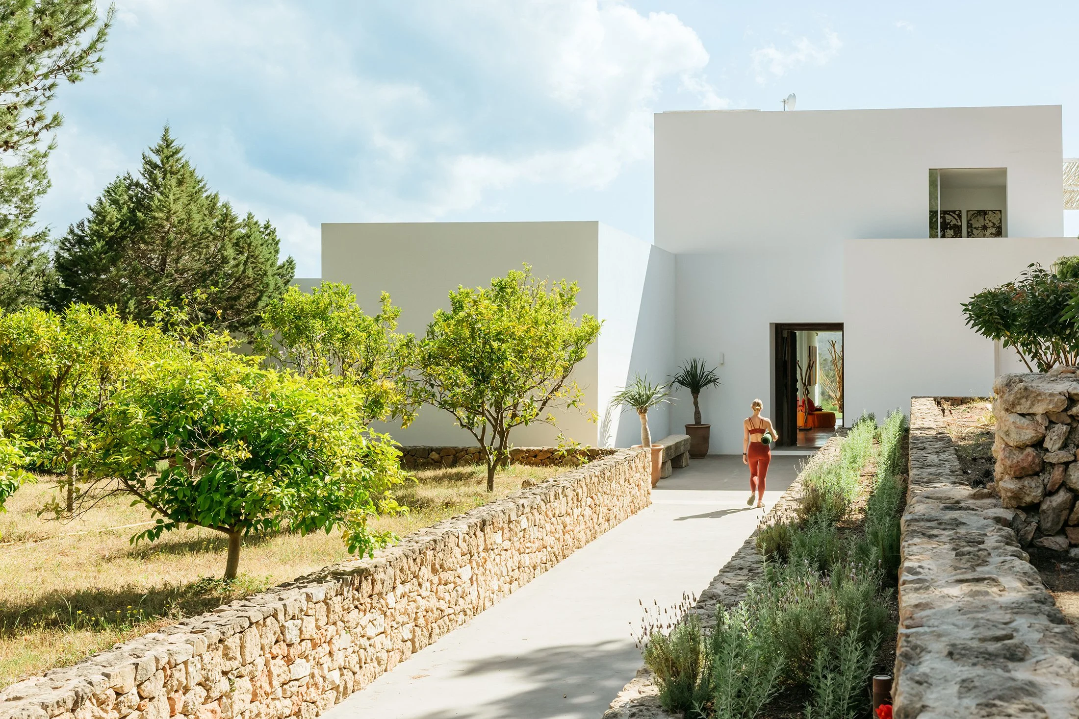 villa-can-zama-luxury-north-ibiza-08