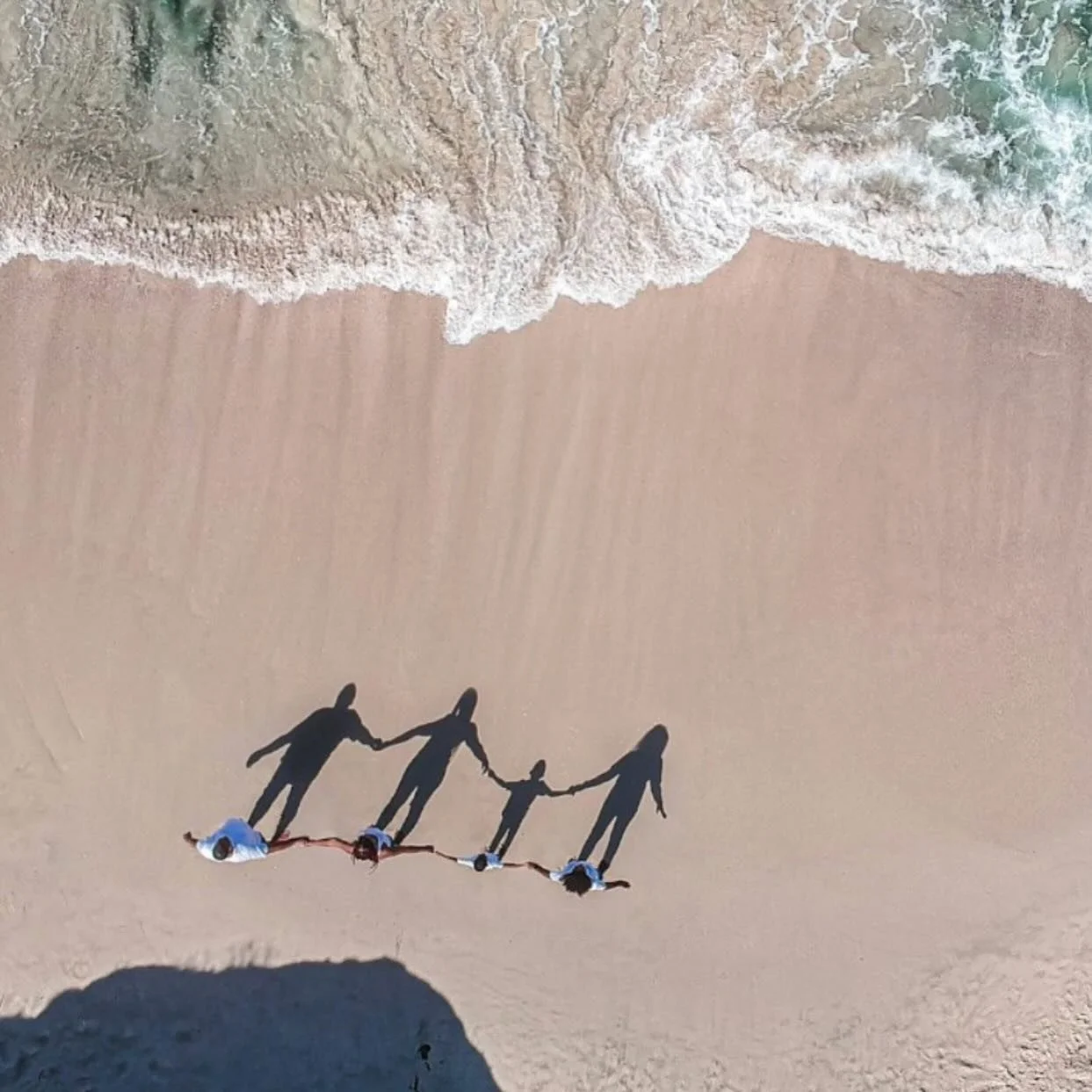 When you see a beautiful family portrait, what you don&rsquo;t always see is the intention behind it &mdash; the light, the tide, the wind, and how the setting shapes the story we tell.
Every location I choose is carefully scouted in advance. I study