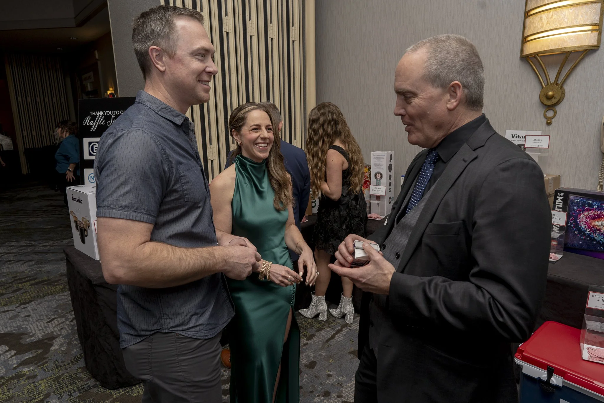 Jim Straight performing magic for event guests