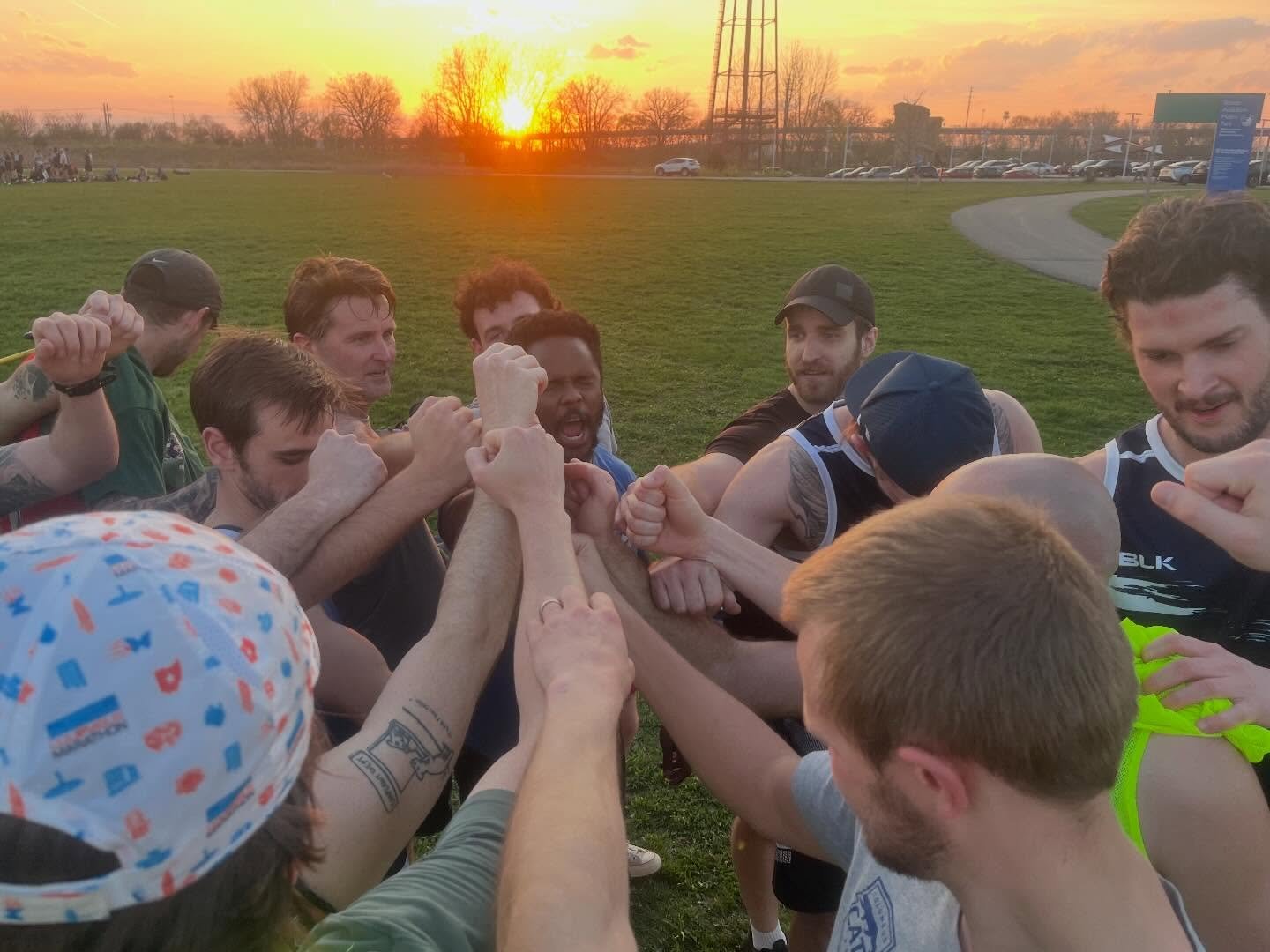 We had near perfect weather for our 2nd outdoor practice of the year. The players worked through some great drills as everyone continues to tune up their early season skills. 

Shoutout to Aussie legend @jessemirco29 for showing his support for the g