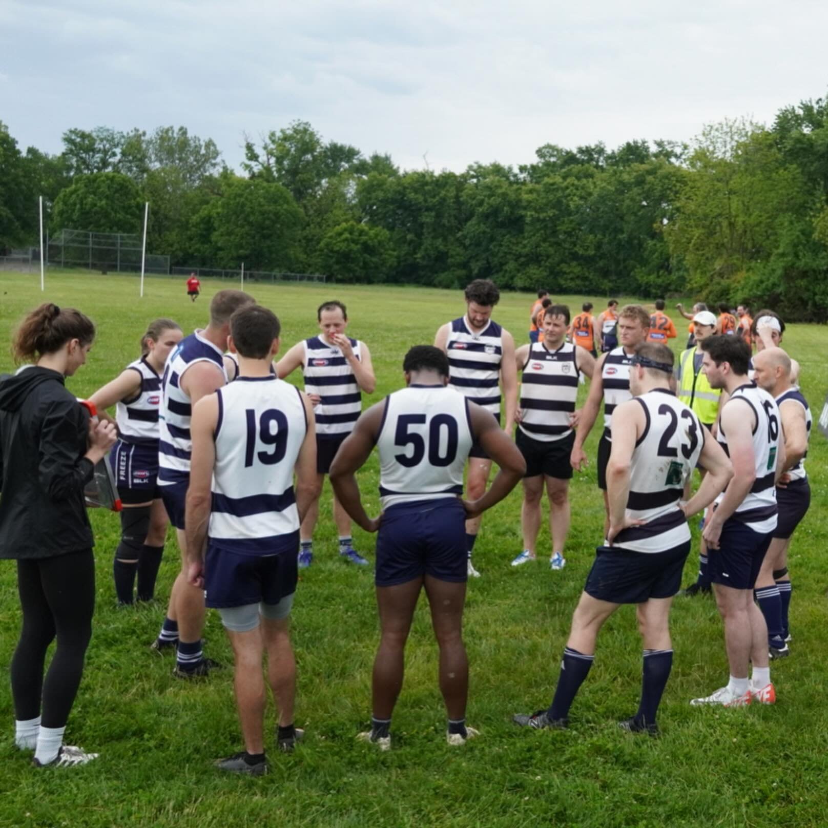 First home game of the season saw Cleve/Cinci/Indy storm out of the gates for an early two goal lead. Columbus responded strongly to turn the tide and nearly double up the away teams by the mid-game break.

Halftime Score:
Columbus:  7. 9. 51
Clev/Ci