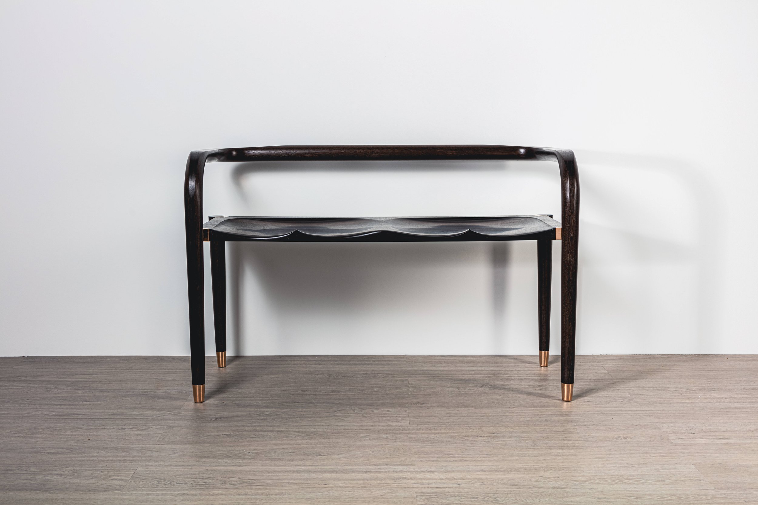 Gratus Bench 01.jpg