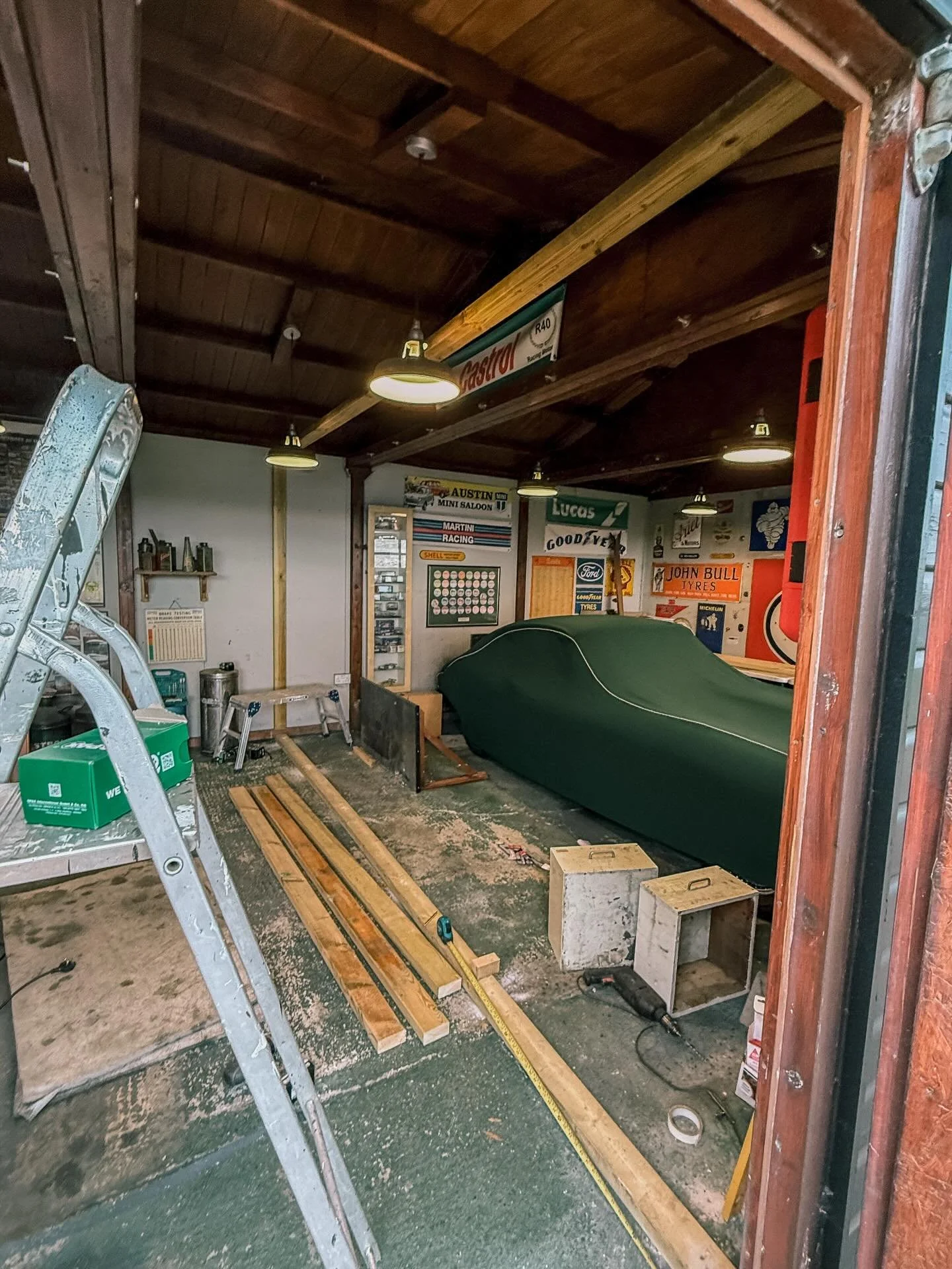 So&hellip; here&rsquo;s the Big news: I&rsquo;ve taken the plunge and set up my own workshop.
Equal parts excited and slightly terrified, which feels about right.

Here&rsquo;s to figuring it out as I go. Let&rsquo;s make some things!