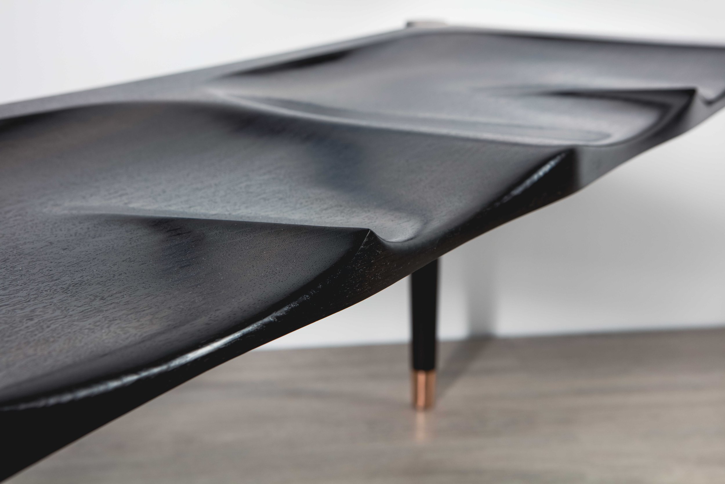 Gratus Bench 03.jpg