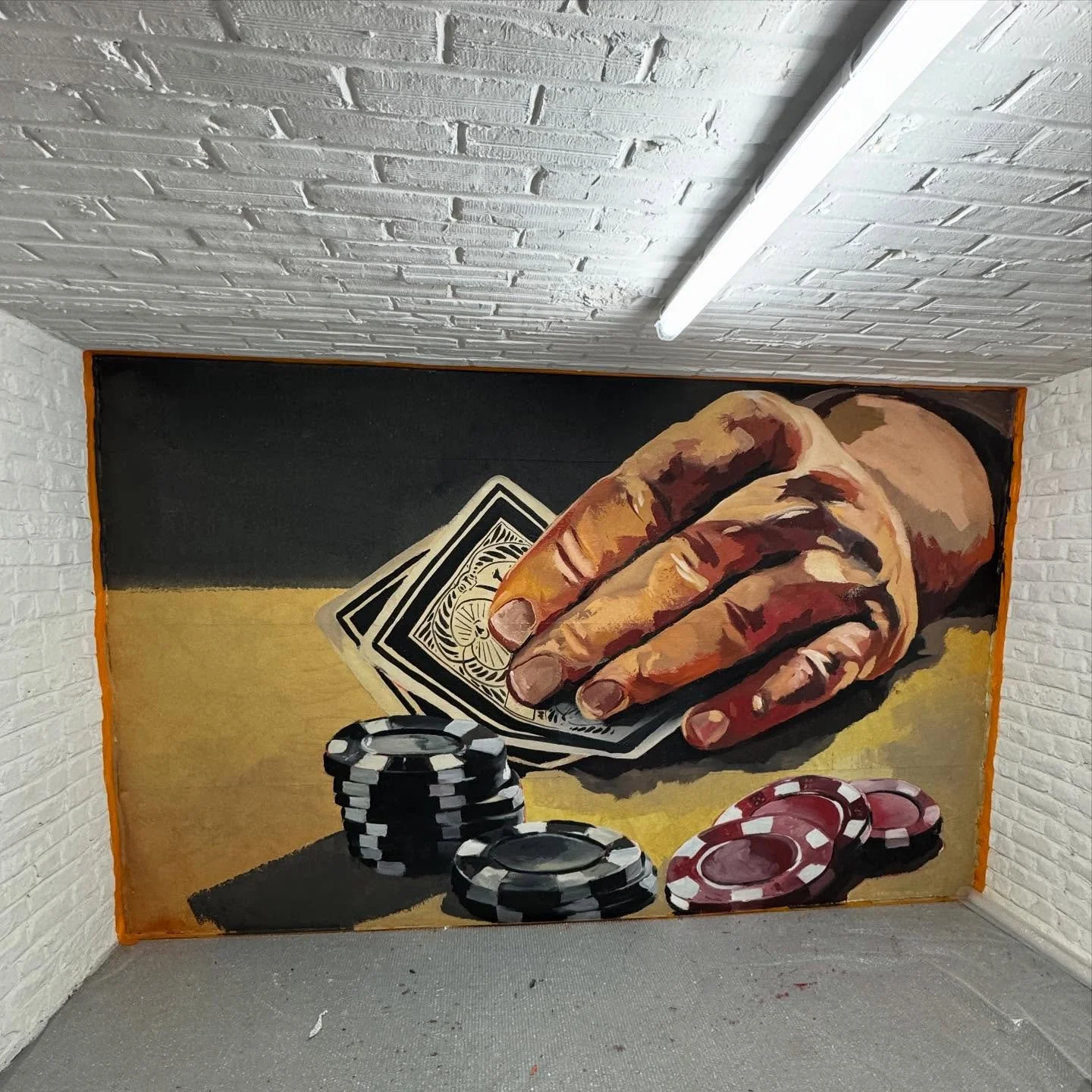 Basement poker room mural 🥃 &hearts;️ &spades;️&diams;️&clubs;️
Can&rsquo;t wait until the first game 😊

#muralpainting #wallpainting #pokerroom #pokertable #poker