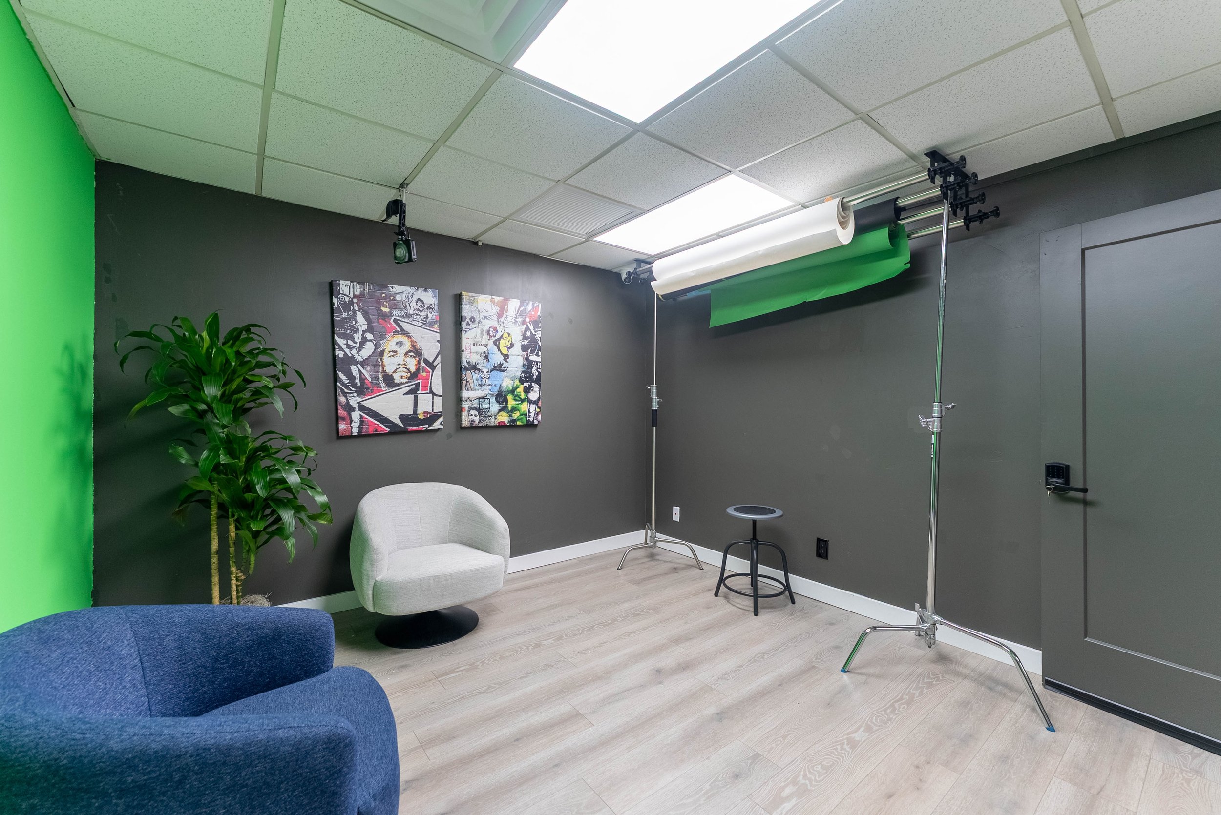Studio Photos (4 of 10).jpg